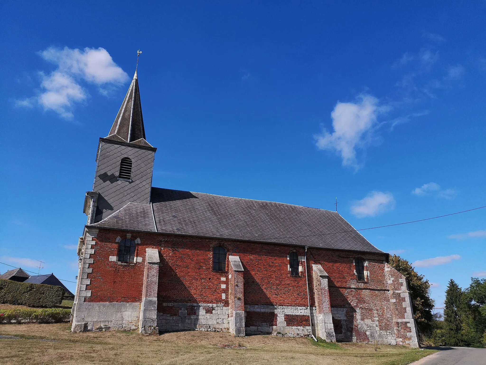 Photo showing: Eglise Saint-Nicaise - La Férée - Ardennes - France ( 1 )