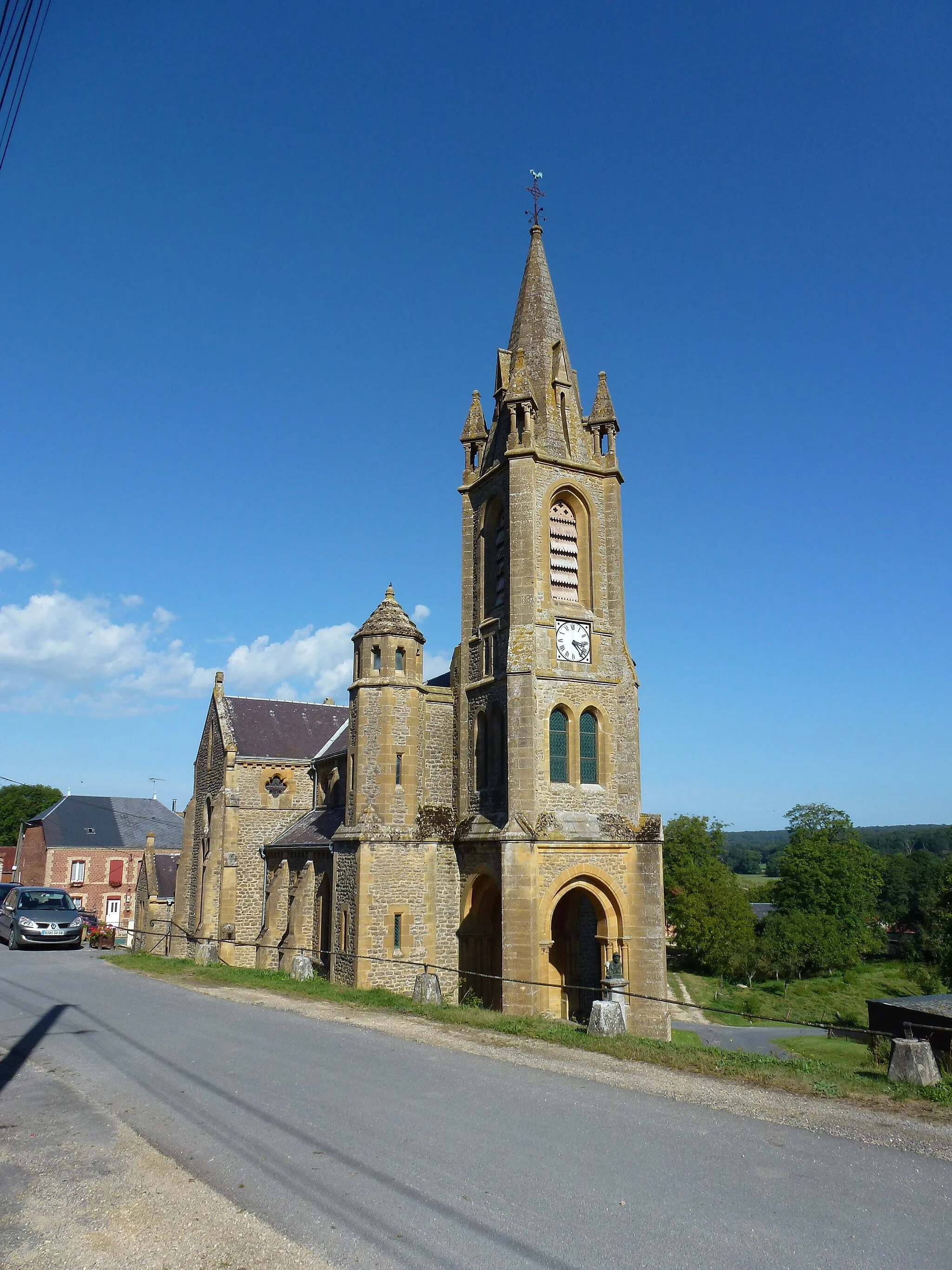 Photo showing: Louvergny (Ardennes) église
