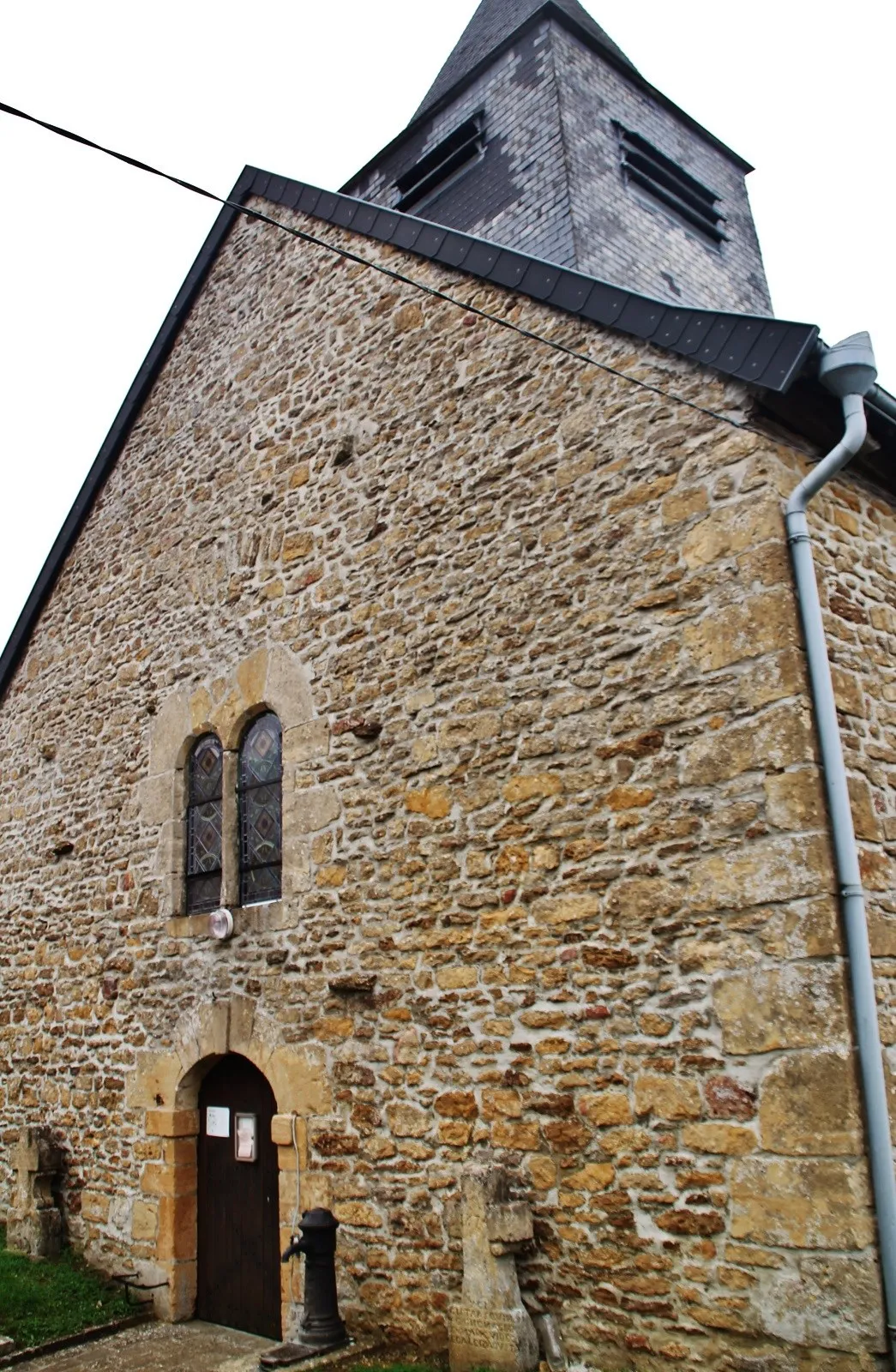 Photo showing: église St remi