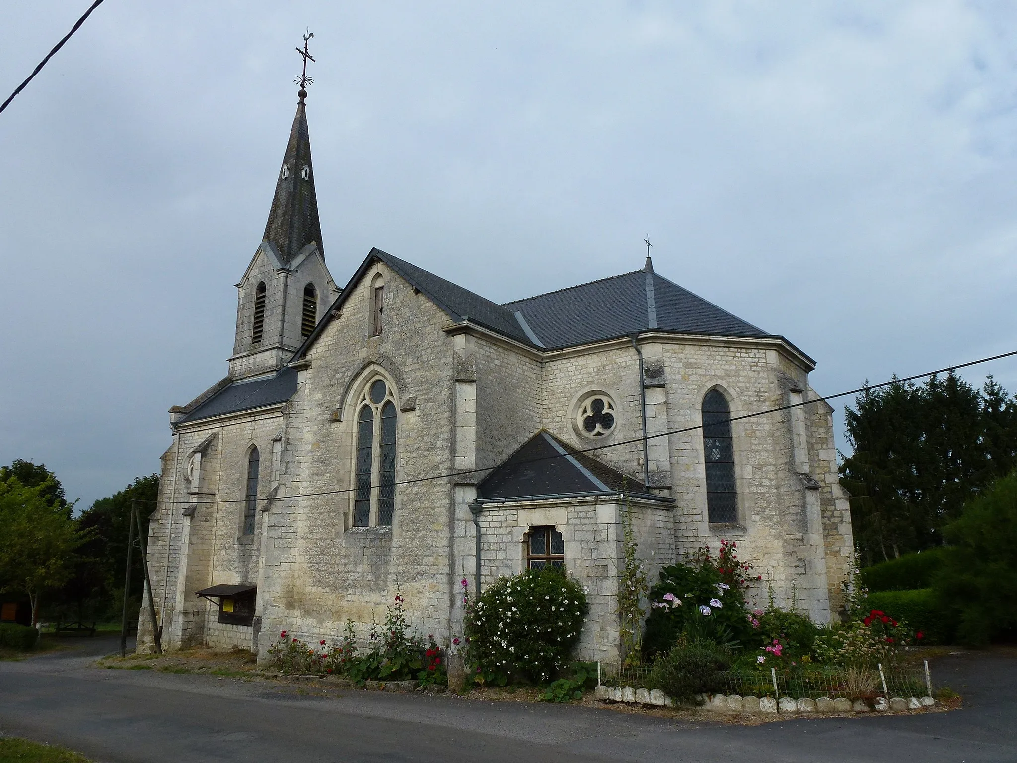 Photo showing: Maranwez (Ardennes) église, chevet