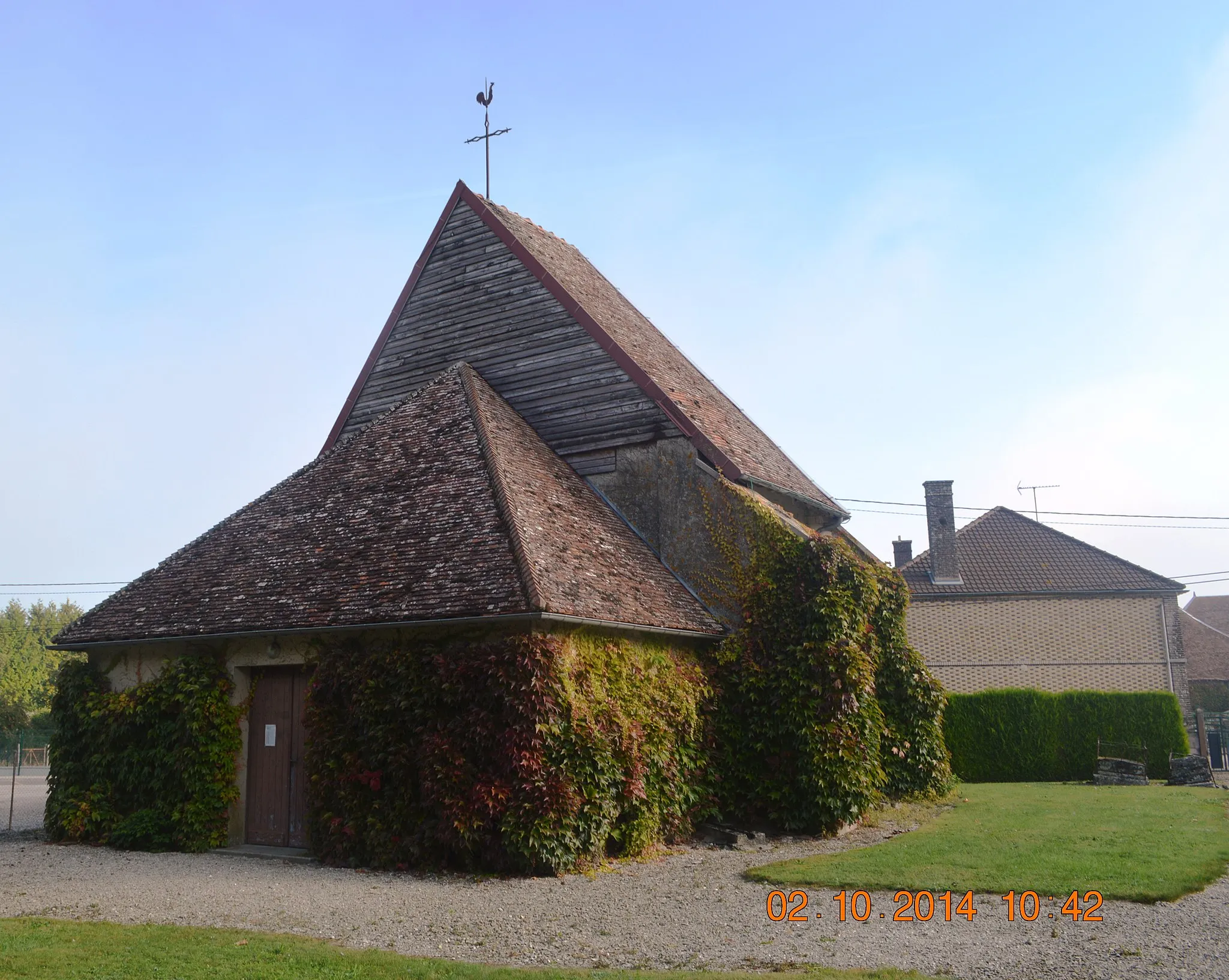 Photo showing: The Church of Saint Pierre and Saint Paul