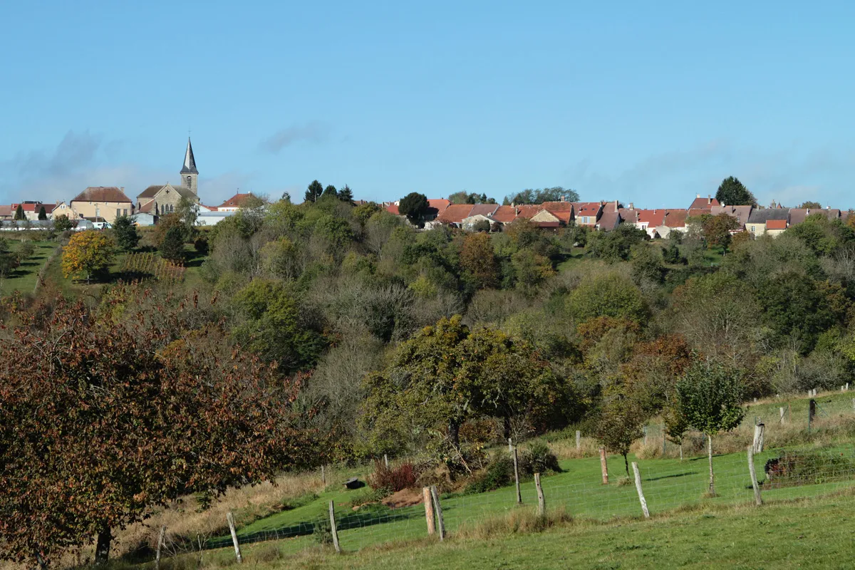 Photo showing: Vue générale de Varennes-sur-Amance