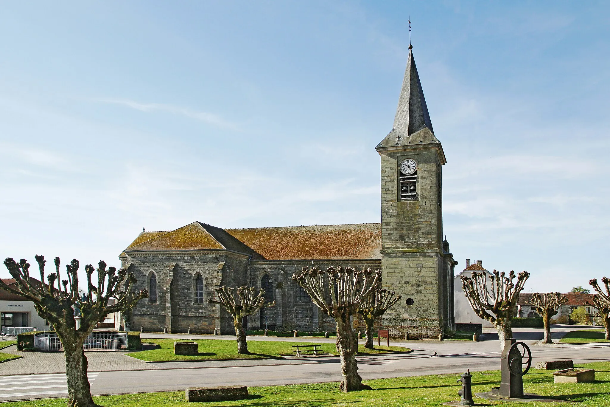 Photo showing: Église Saint-Gengoulf de Varennes-sur-Amance