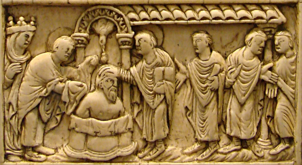 Photo showing: Plaque de reliure en ivoire, Reims, dernier quart du IXe siècle, Musée de Picardie à Amiens. Le baptême de Clovis par Remi de Reims avec le miracle de la Sainte Ampoule.