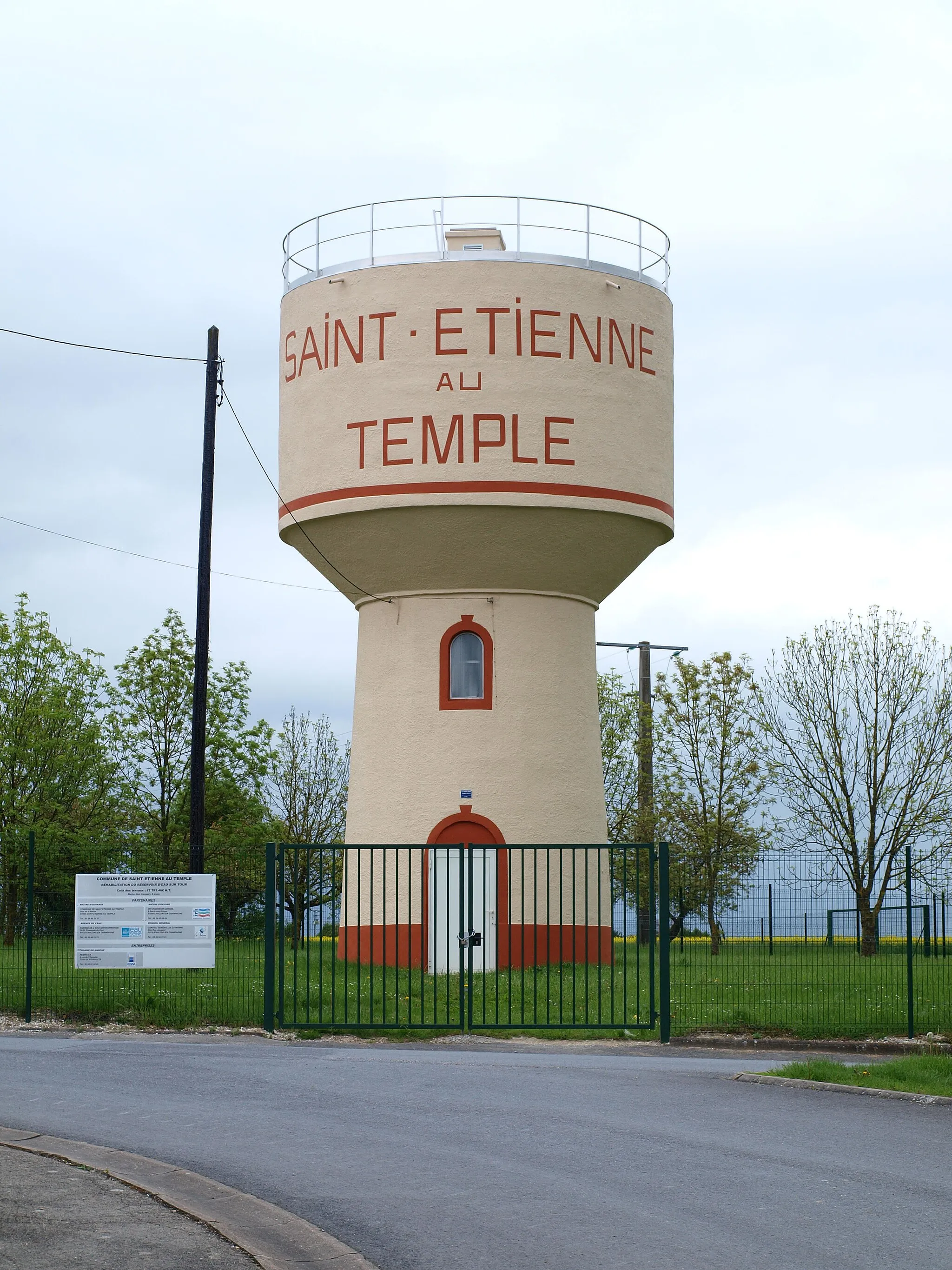 Photo showing: Saint-Étienne-au-Temple (Marne, France)