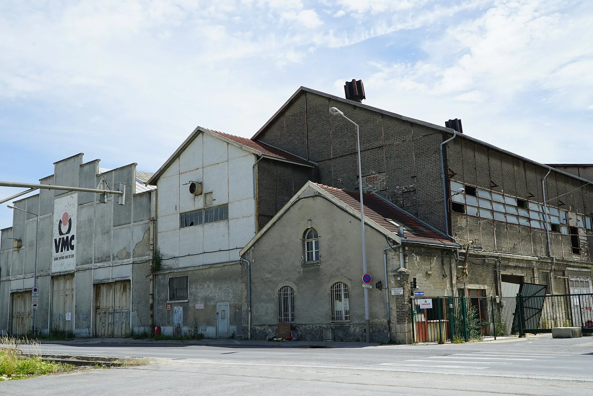 Photo showing: autour de la verrerie VMC de Reims/Saint-Brice.