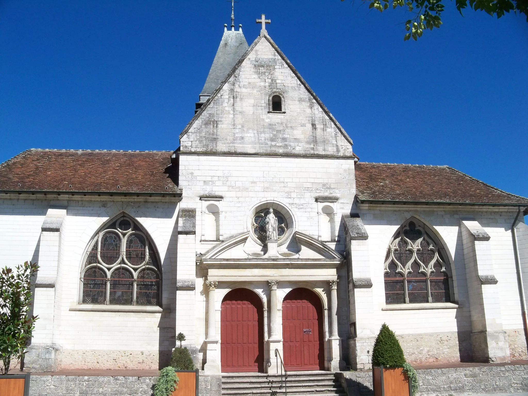 Photo showing: This building is indexed in the base Mérimée, a database of architectural heritage maintained by the French Ministry of Culture, under the reference PA00078232 .