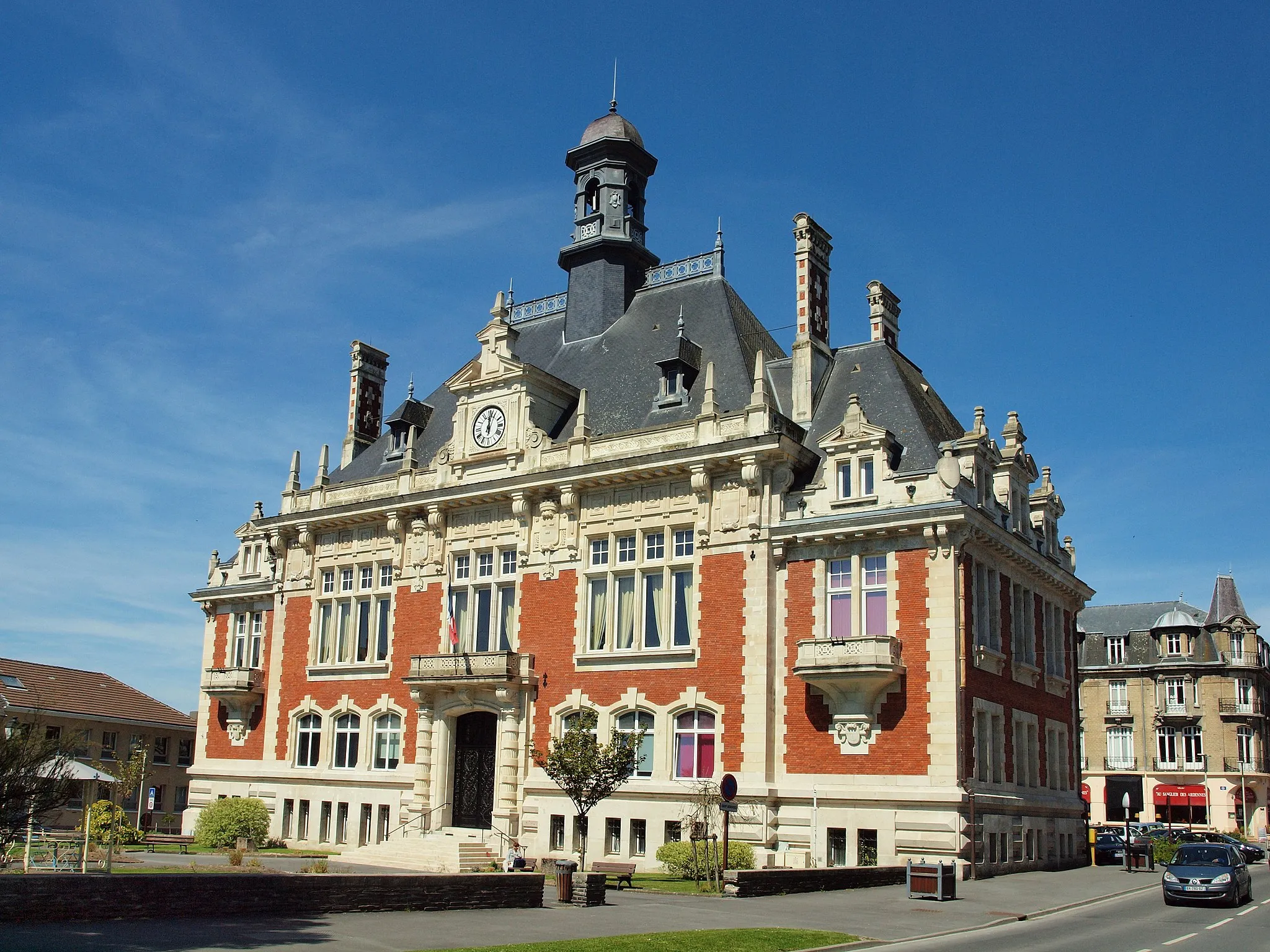 Photo showing: Hôtel de ville de Rethel (Ardennes, France)