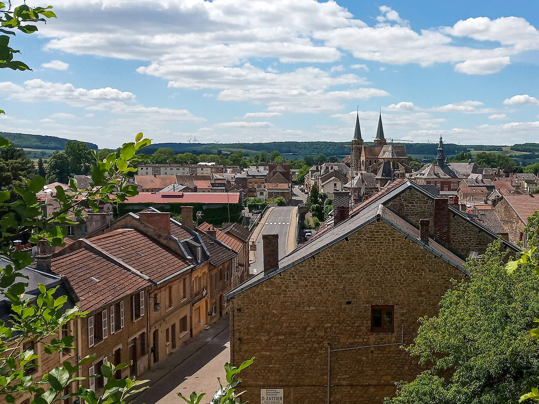 Photo showing: Panorama de Mouzon