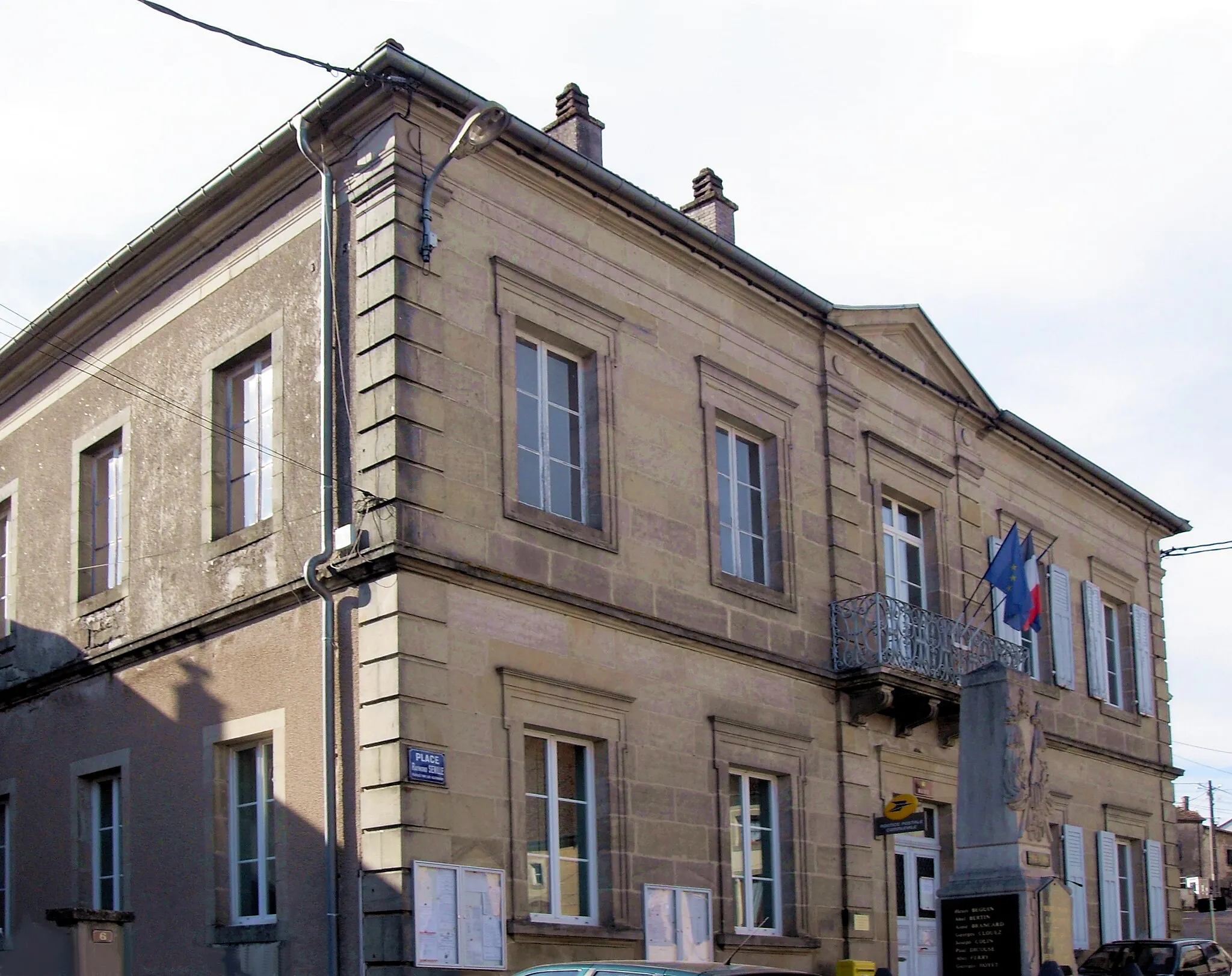 Photo showing: La mairie de Jonvelle