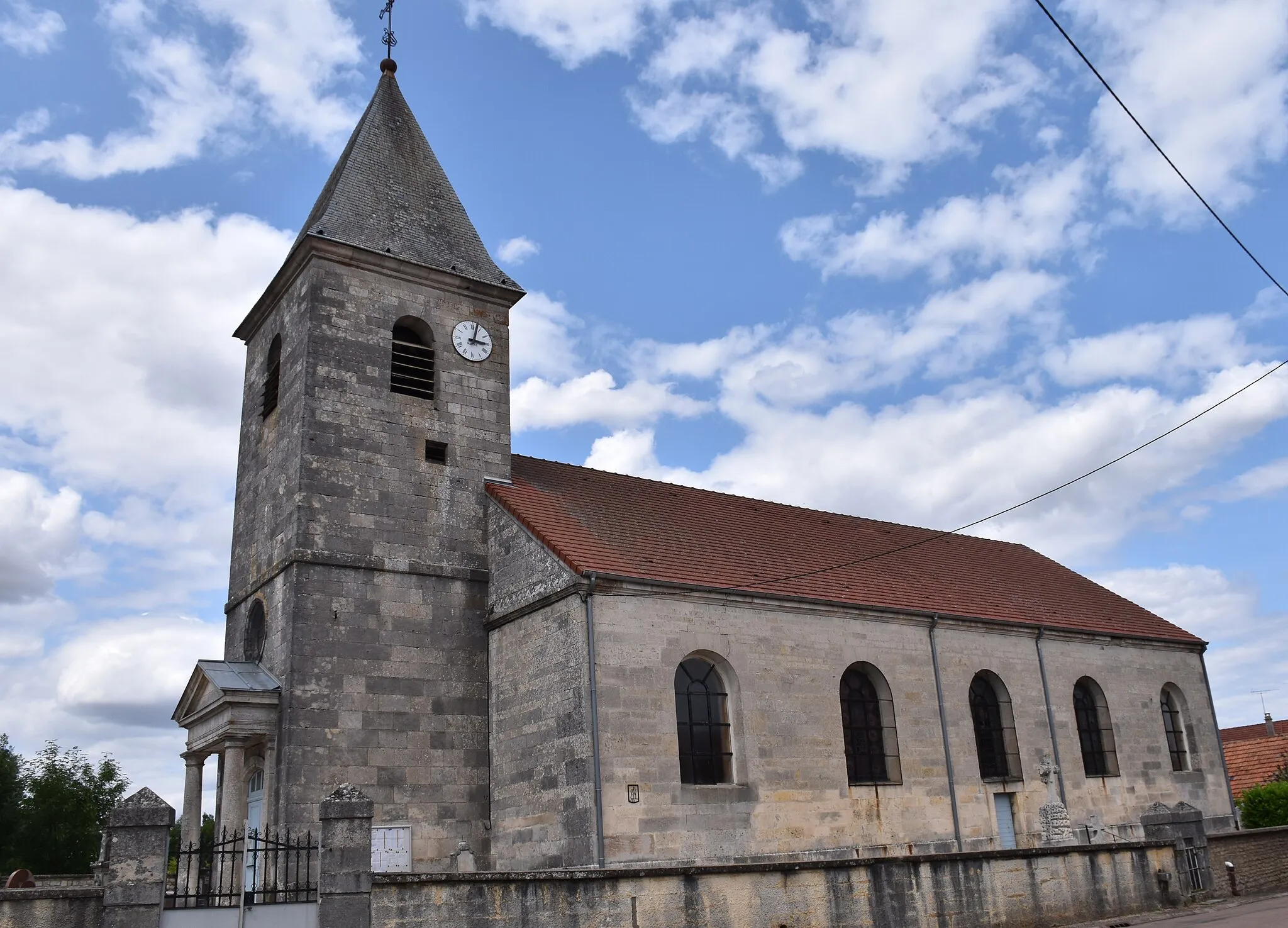 Photo showing: Eglise Saint-Léger -