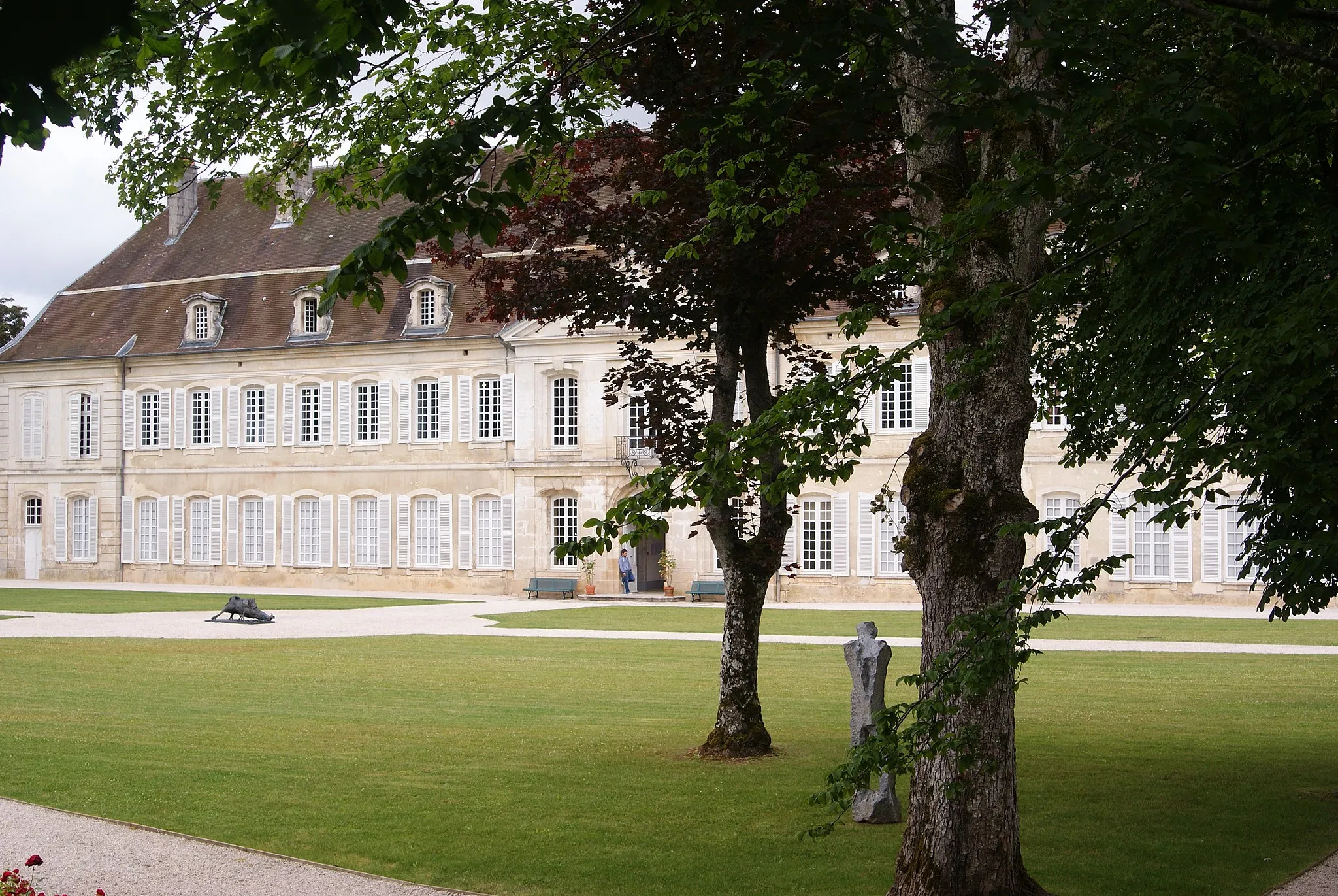 Photo showing: Ancienne abbaye d'Auberive, façade ouest. (Haute-Marne, Champagne-Ardenne).