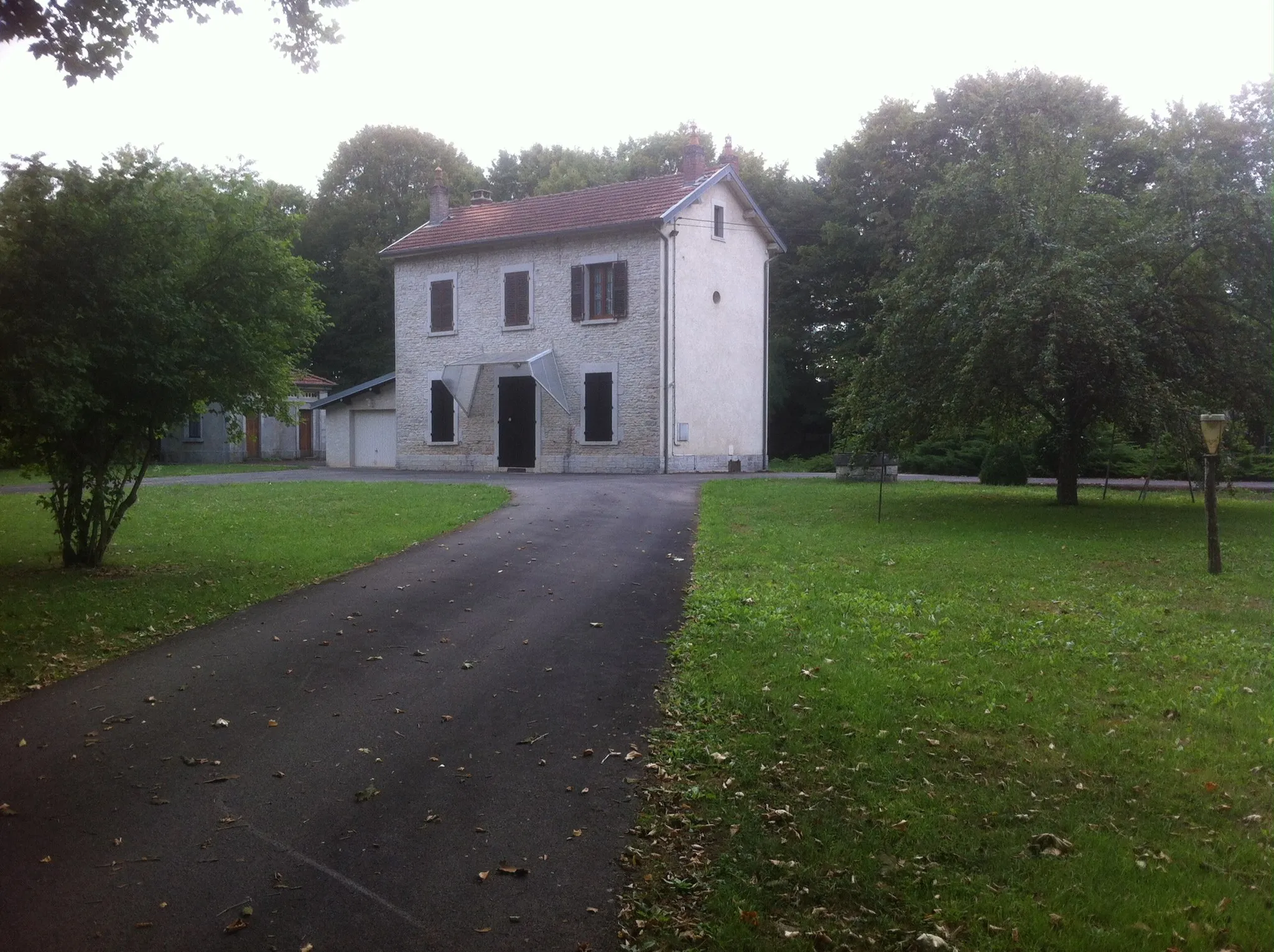 Photo showing: La gare en MAÂTZ en 2015