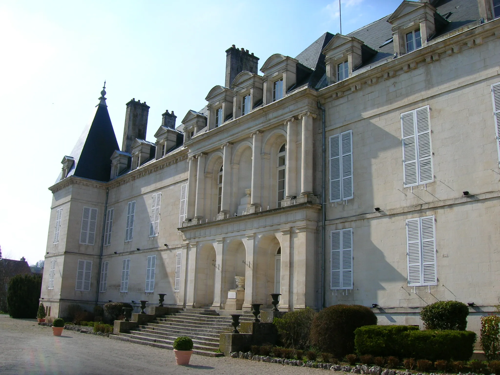 Photo showing: Château d'Arc-en-Barrois