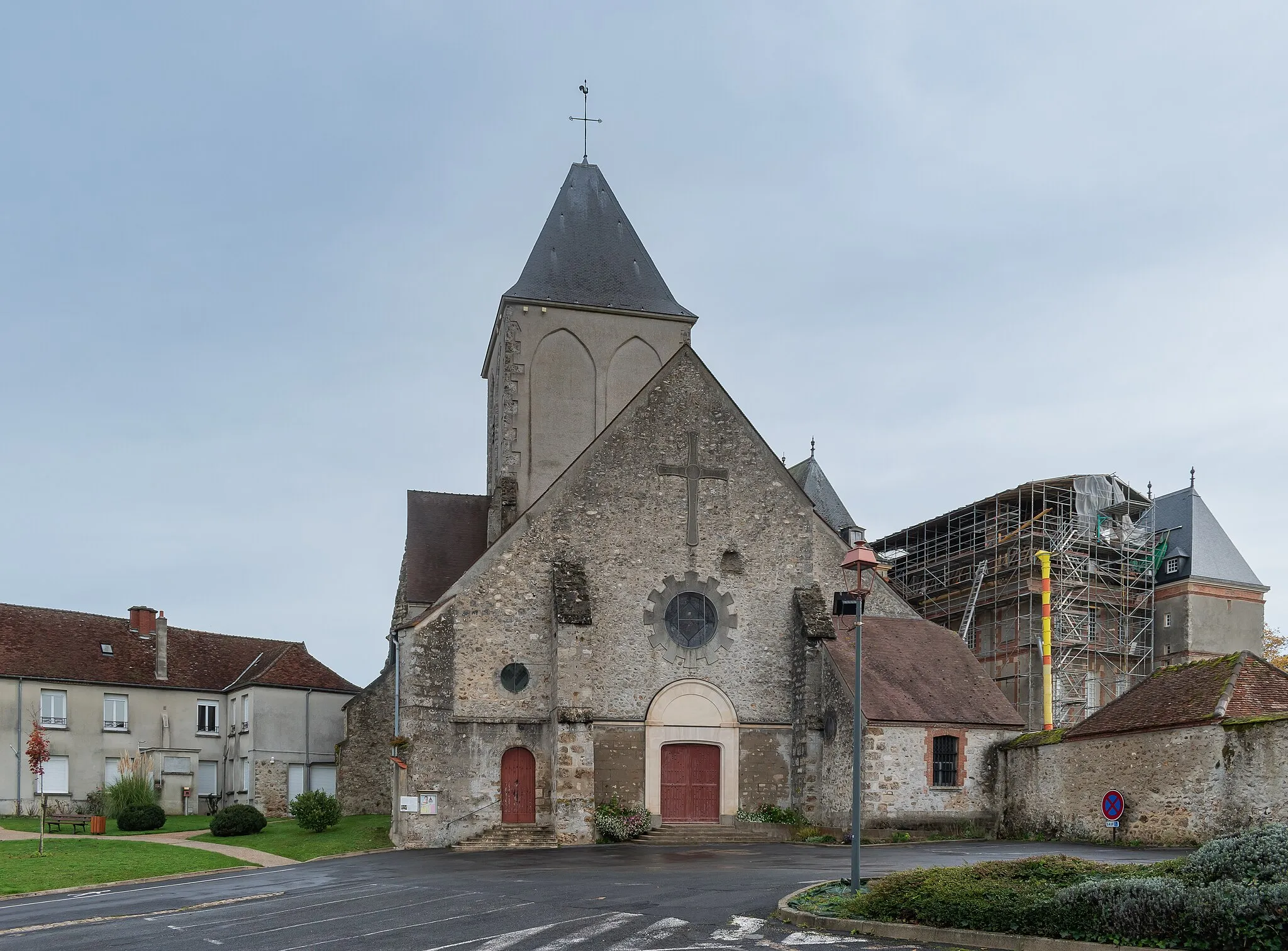 Photo showing: Saint Stephen church in Montmirail, Marne, France