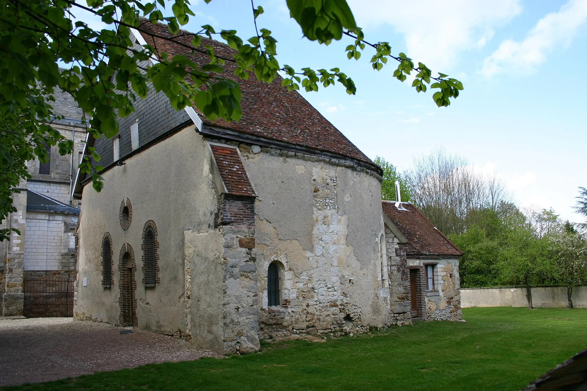 Photo showing: Chapelle templière de Mesnil Saint Loup