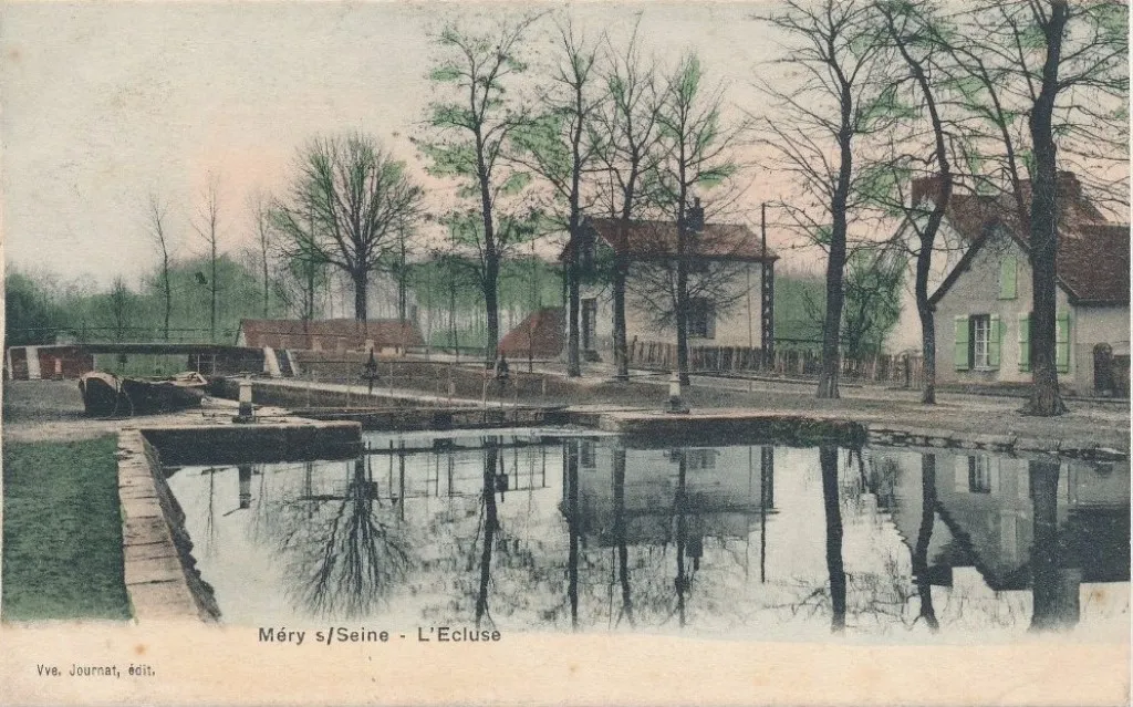 Photo showing: Écluse n°10 de Méry-sur-Seine du canal de la Haute-Seine. 10170 Méry-sur-Seine