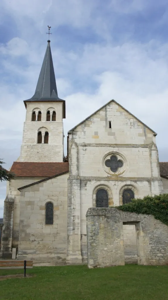 Photo showing: église d'Hermonville vue de l'est.