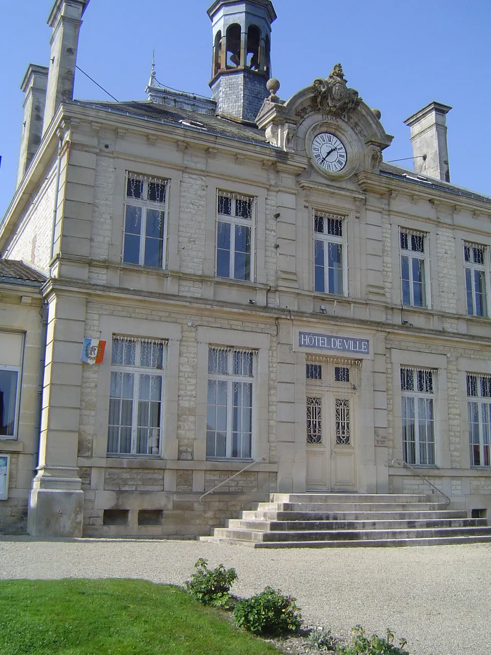 Photo showing: Bouilly - La mairie