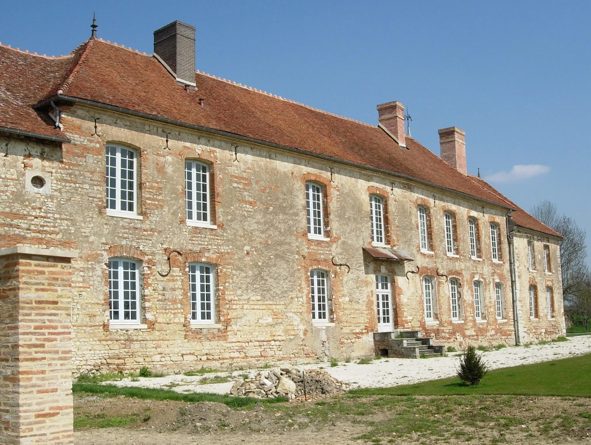 Photo showing: Abbaye de Monthieramey