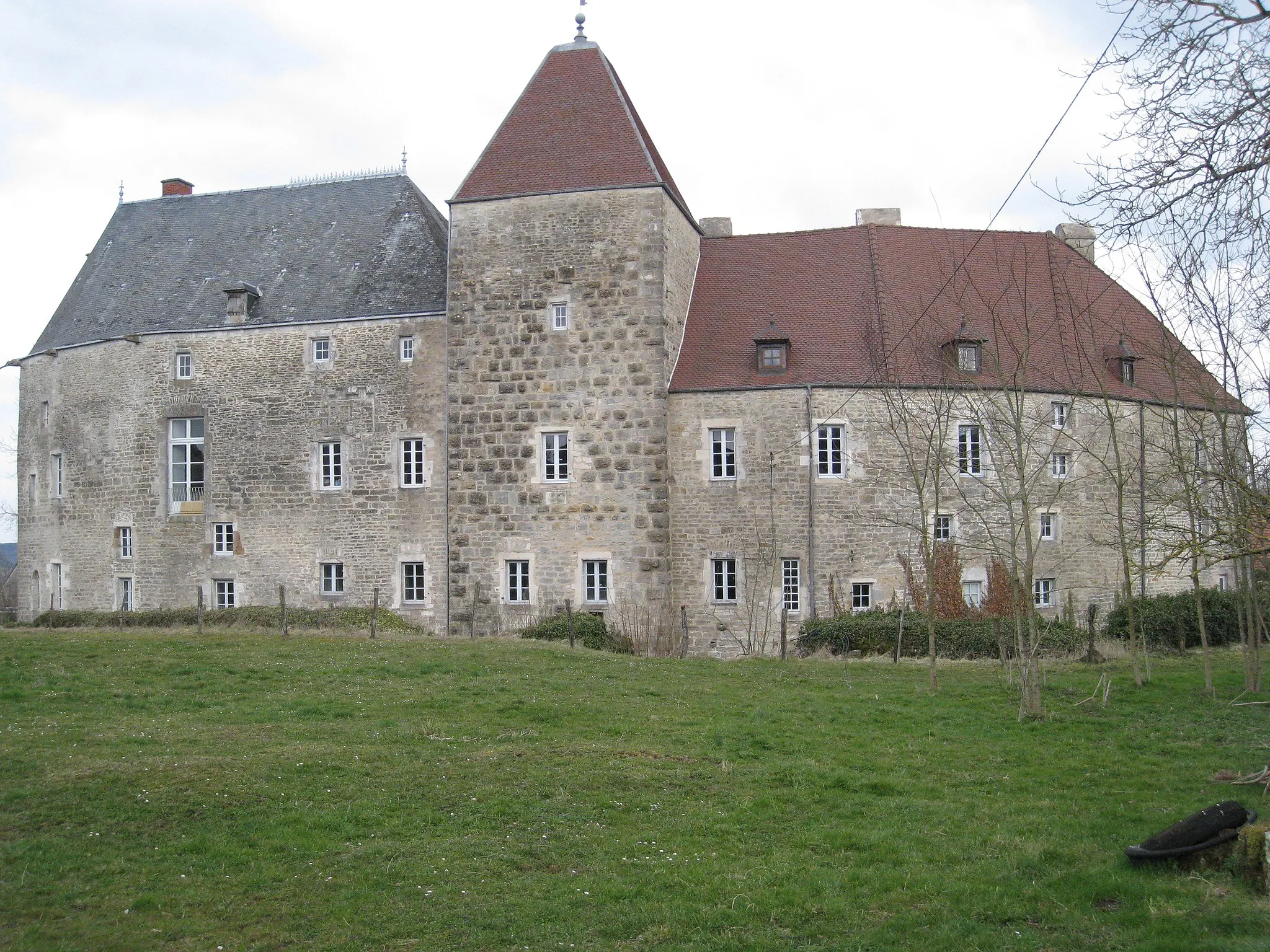 Photo showing: Façade du château de Chalancey, département de la Haute-Marne, région de Champagne-Ardennes, France