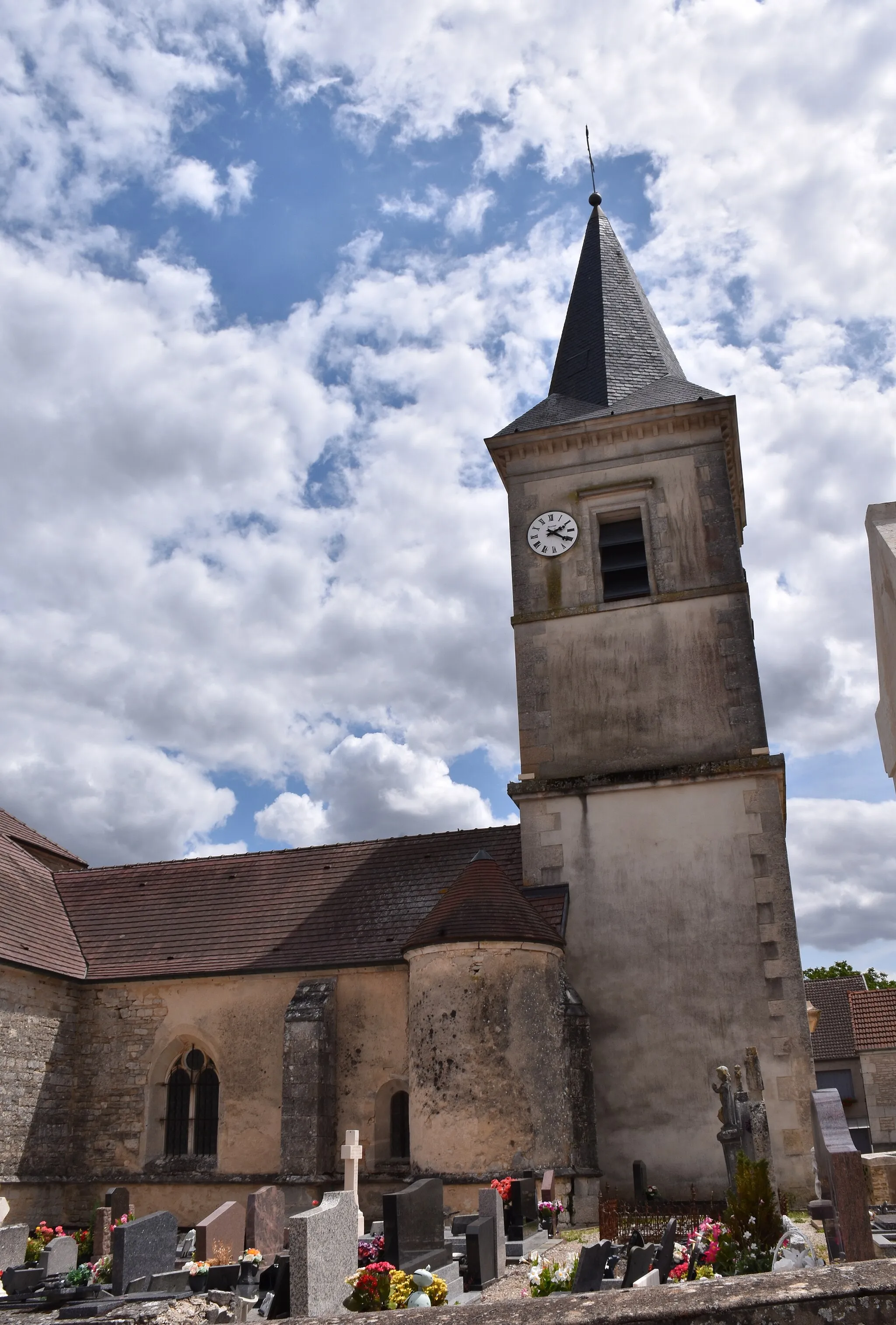 Photo showing: Eglise Saint-Remy