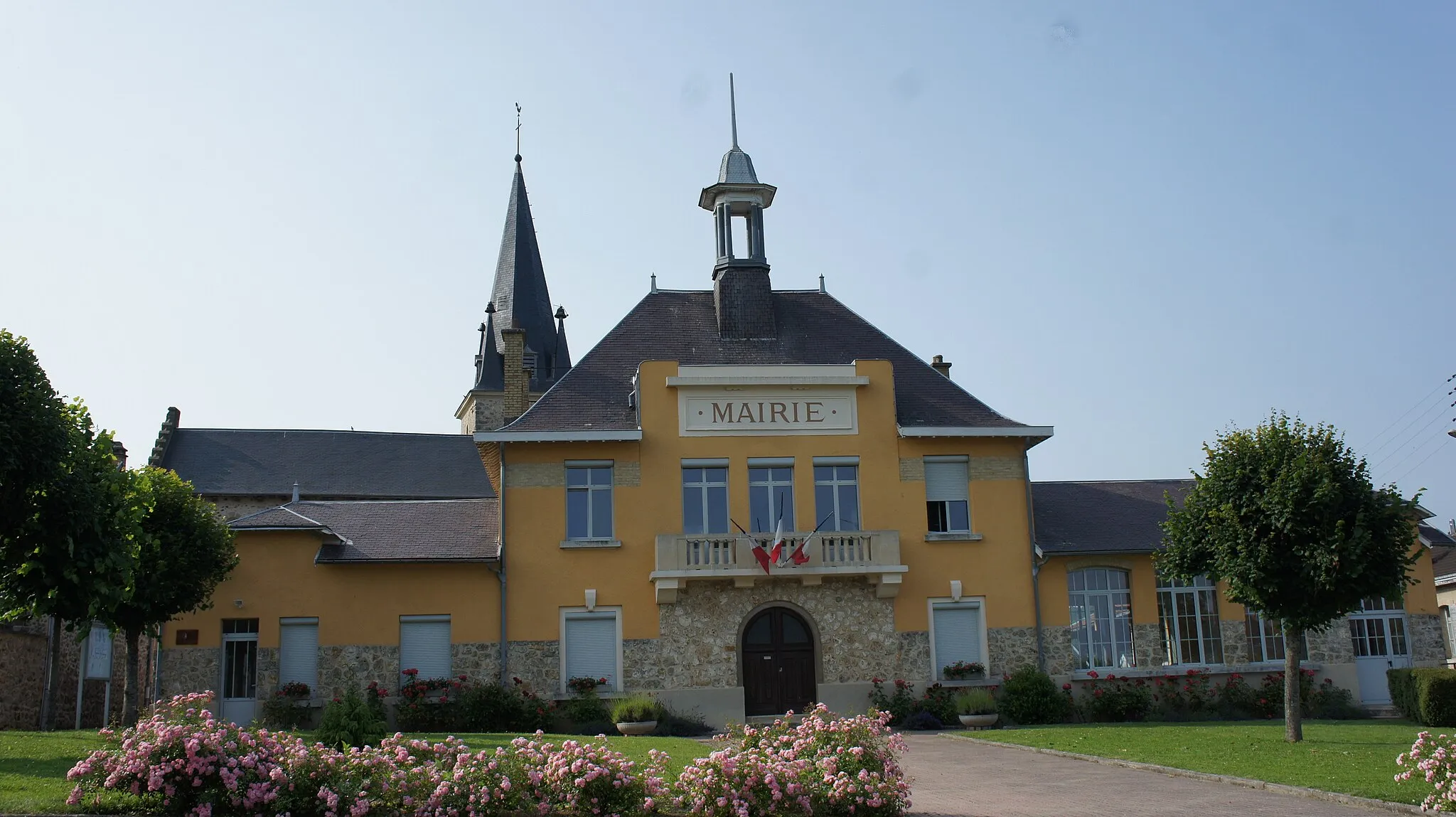 Photo showing: vue de l'Hôtel de ville.