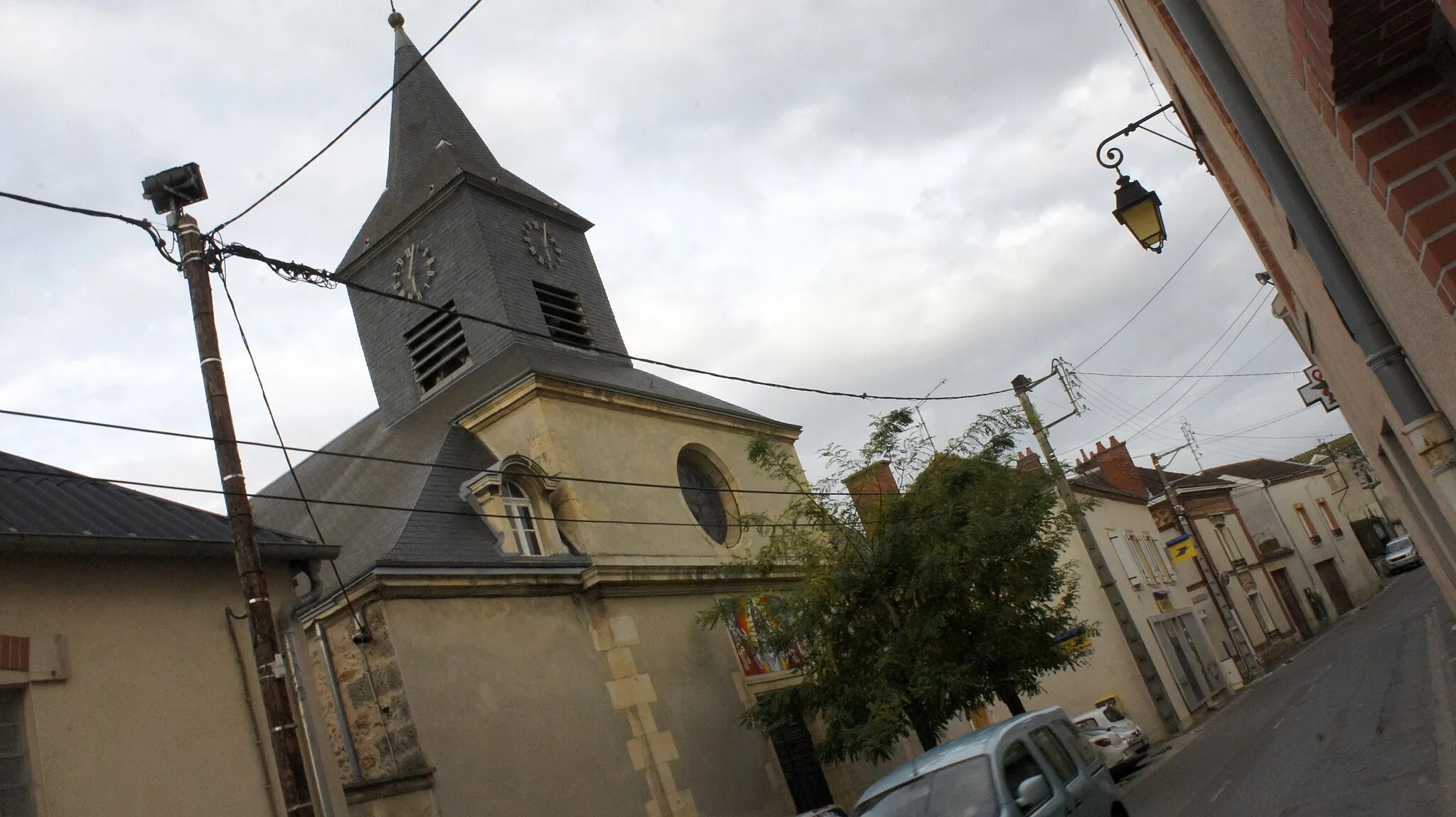 Photo showing: Église et la Poste de Verzenay.