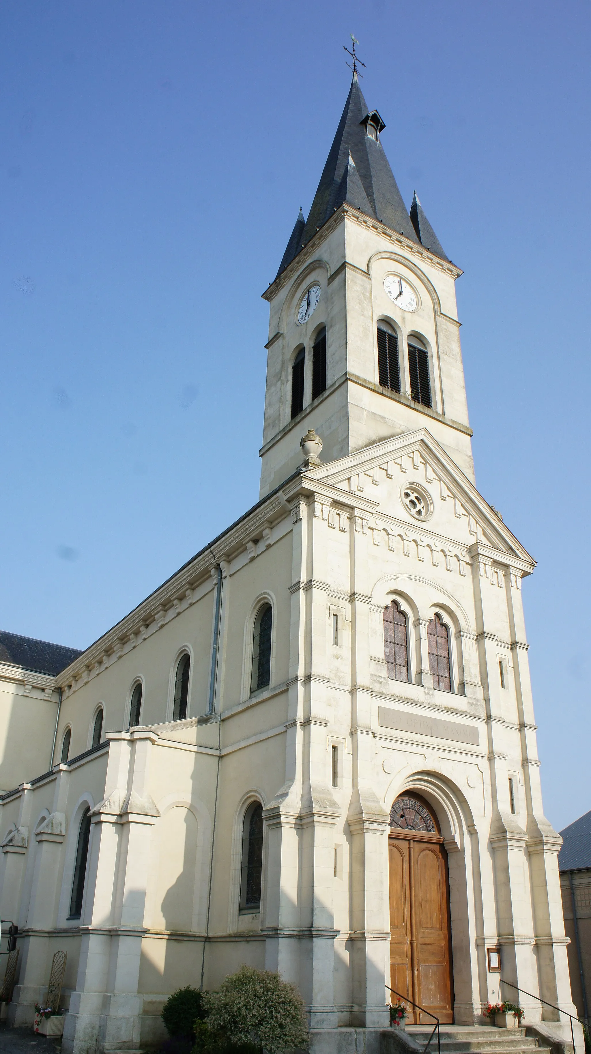 Photo showing: Vue de l'église.