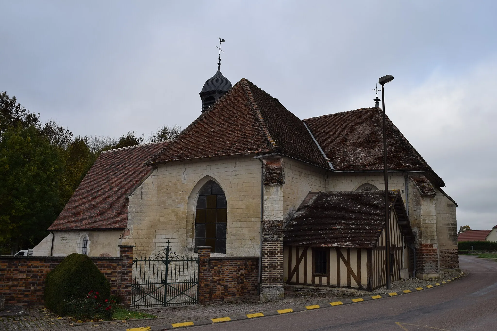 Photo showing: Église Saint-Pierre de Bouranton