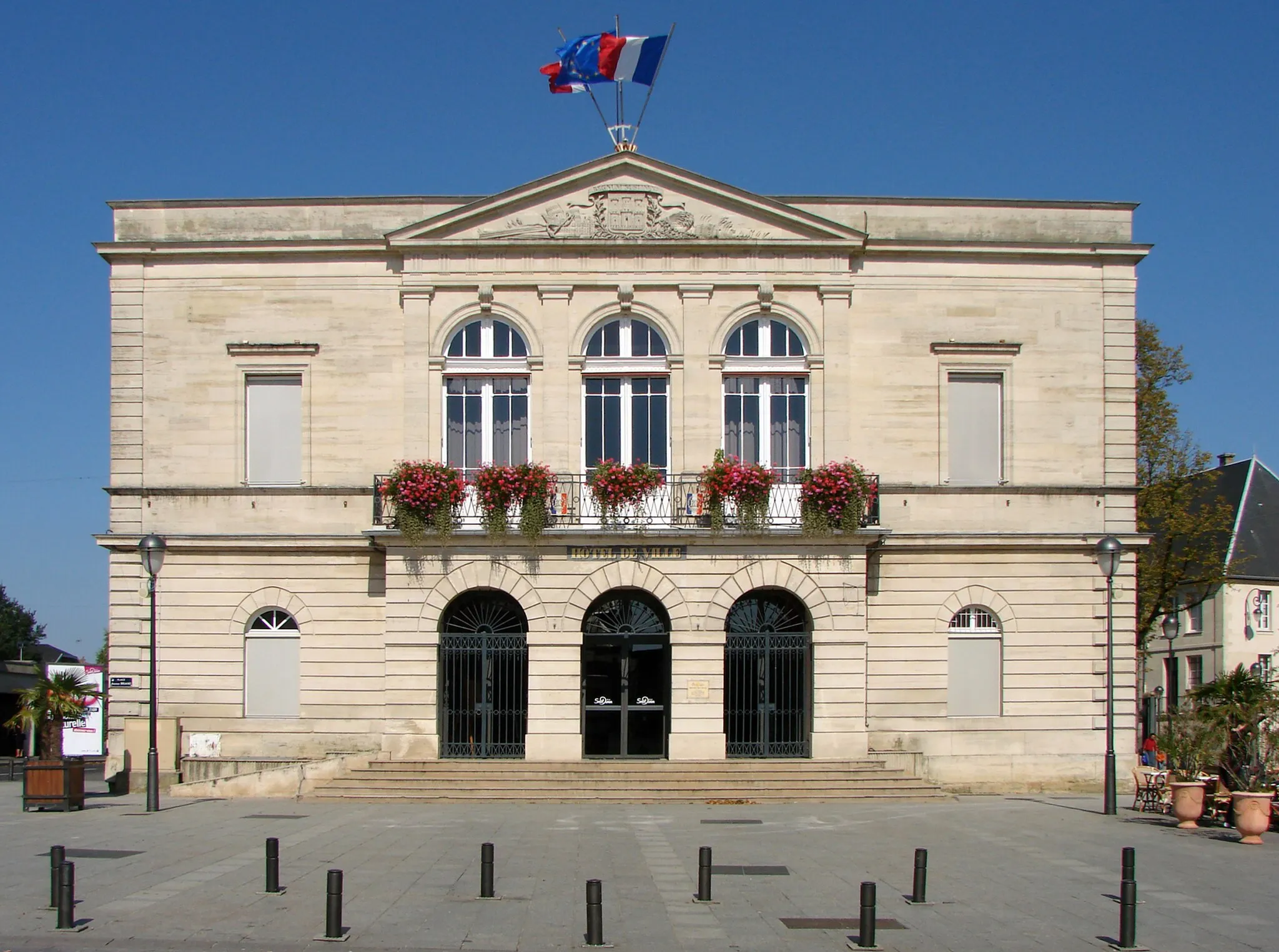 Photo showing: L'hôtel de ville de Saint-Dizier.