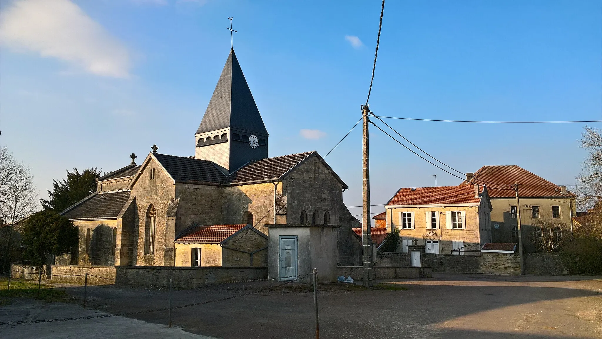 Photo showing: Nomécourt, église
