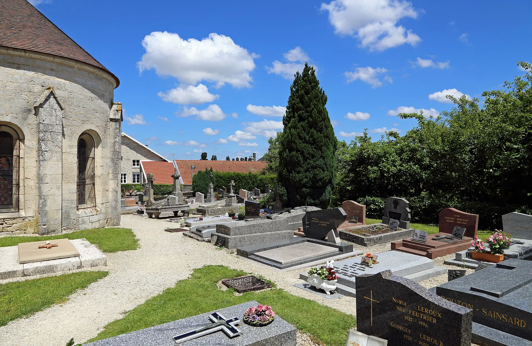 Photo showing: Colombey-les-Deux-Eglises (Haute-Marne department, France): cemetery