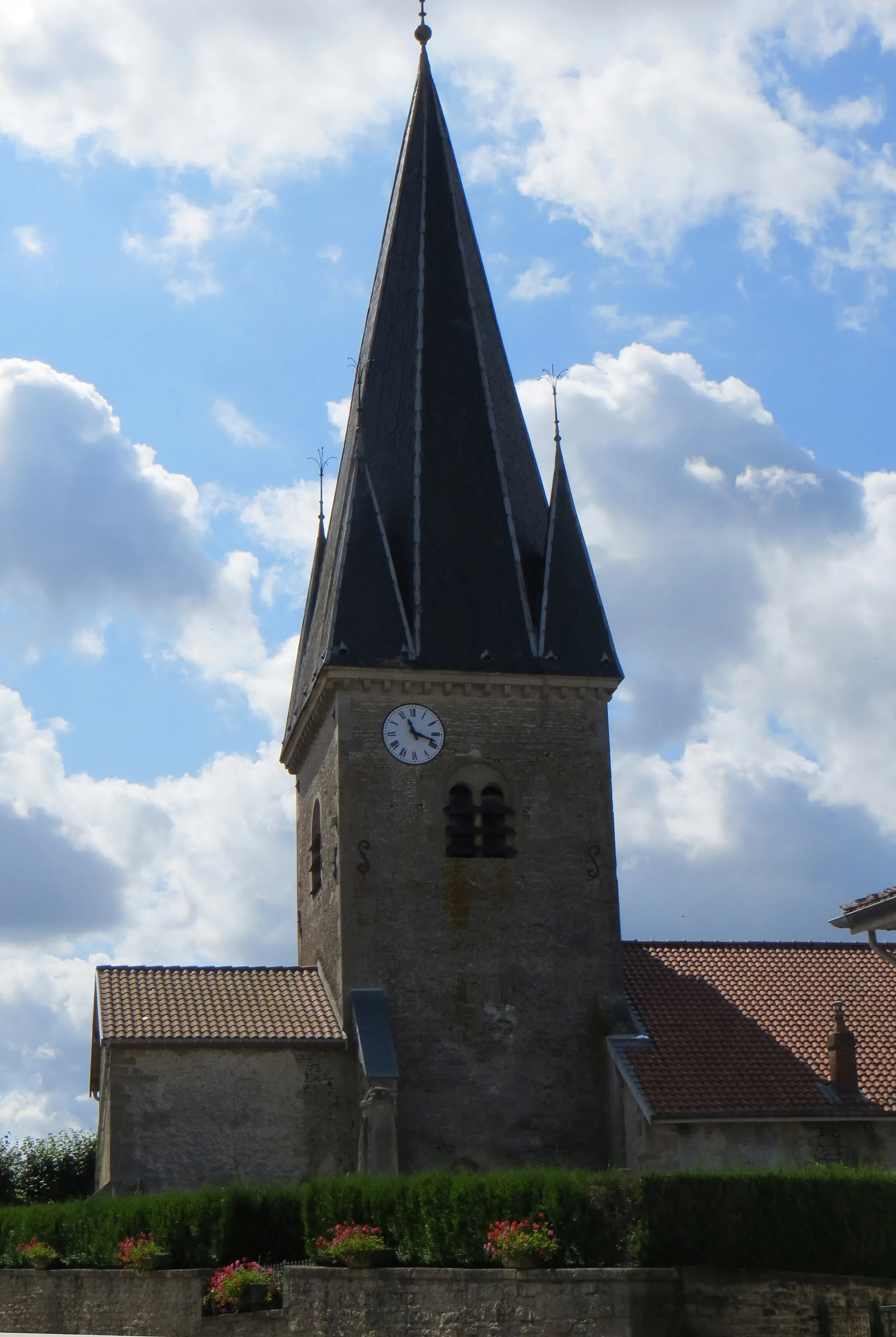 Photo showing: Clocher de l'église