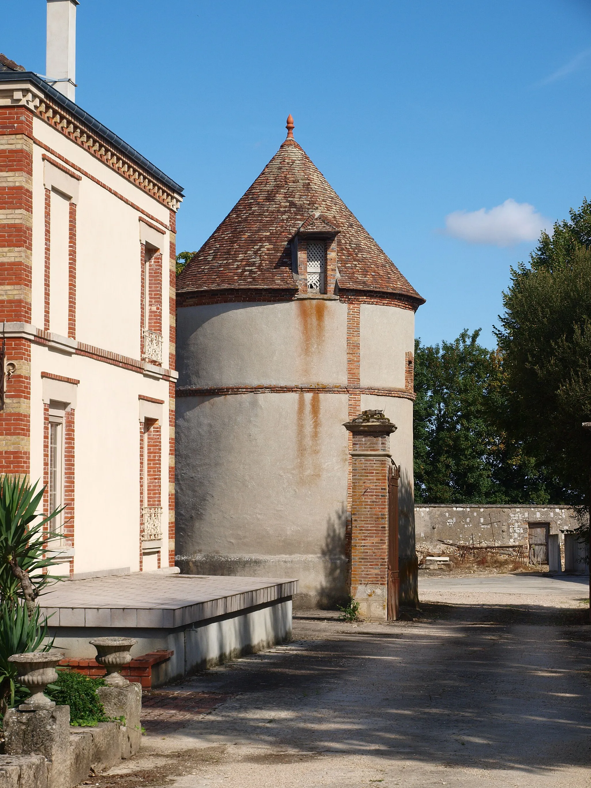 Photo showing: Perceneige (Yonne, France) ; village de Plessis-du-Mée :