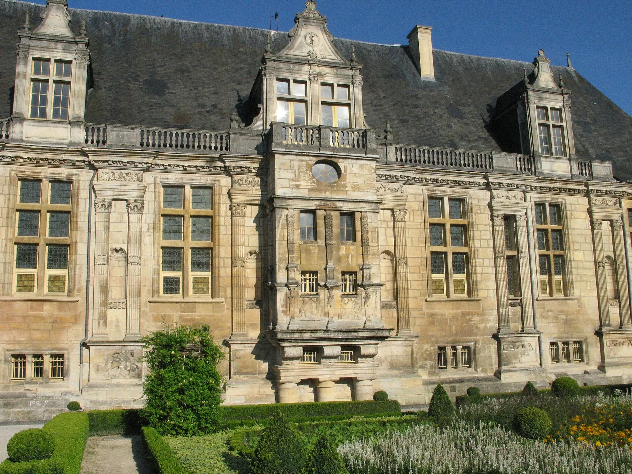 Photo showing: Château du Grand Jardin, façade est. Joinville, Haute-Marne, France.