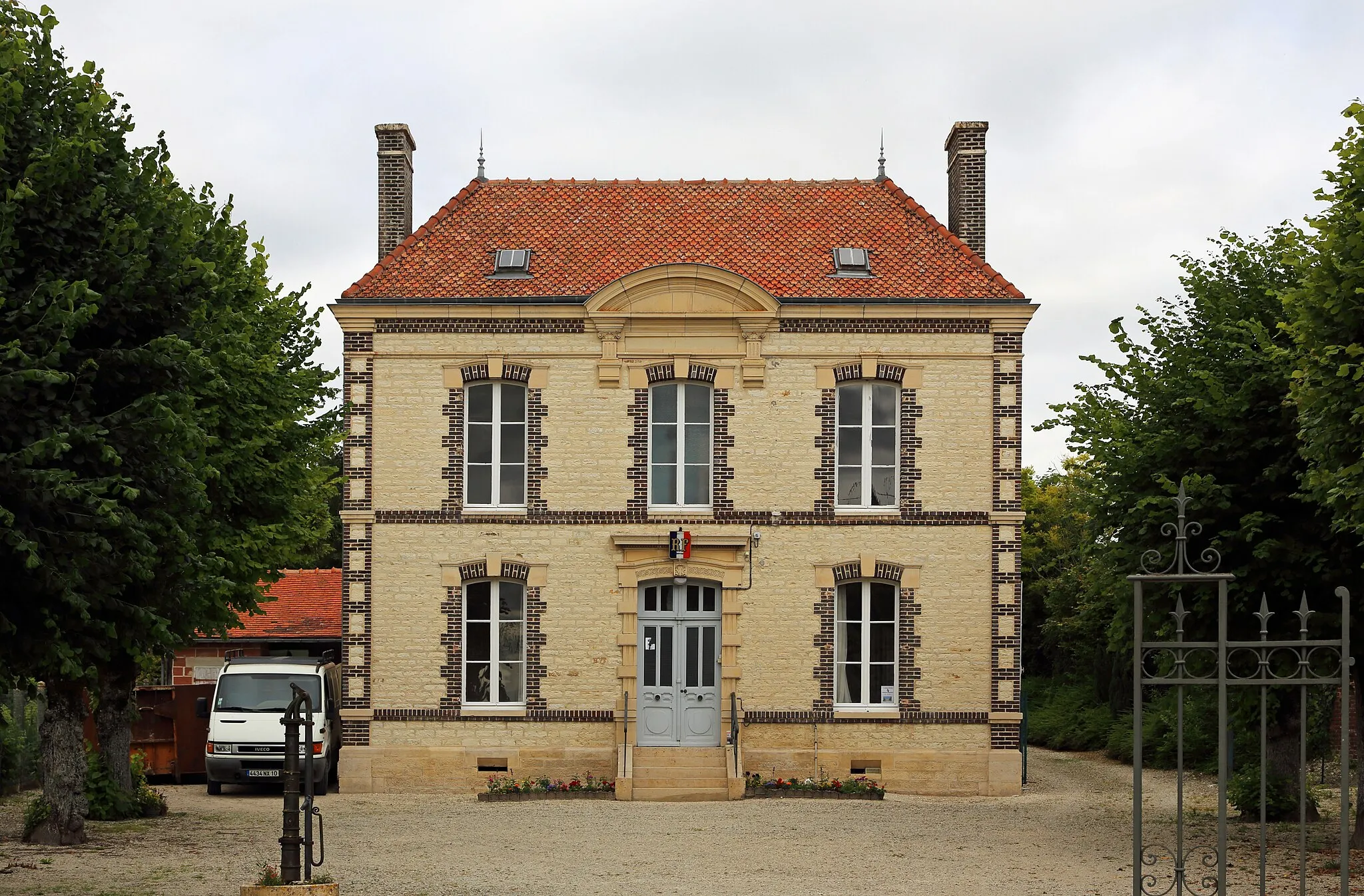 Photo showing: Luyères (Aube department, France): town hall