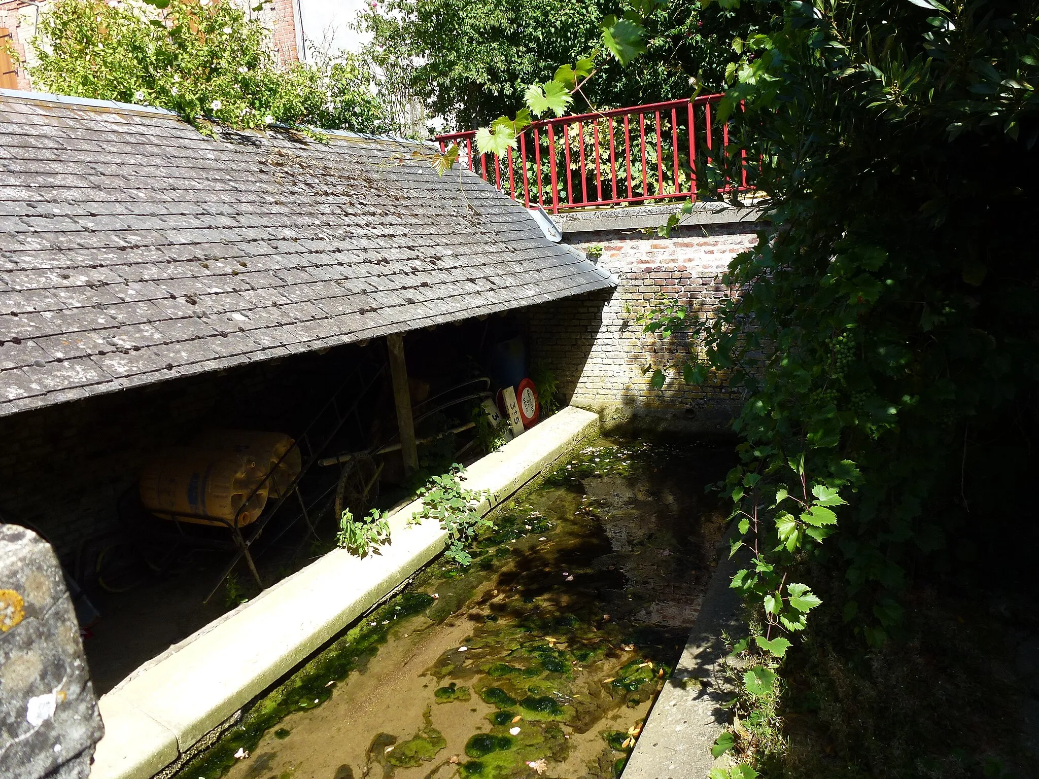 Photo showing: Faissault (Ardennes) lavoir