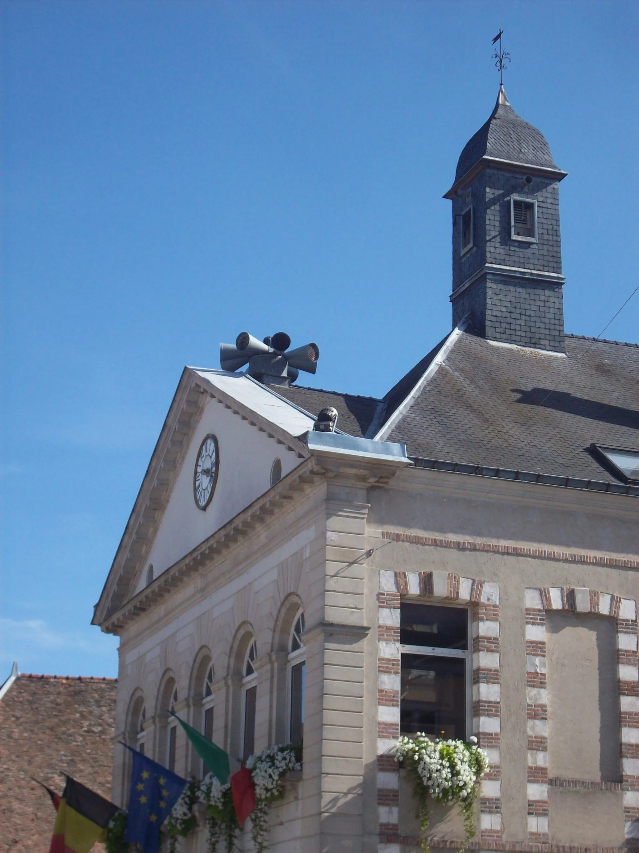 Photo showing: Townhall of Aÿ