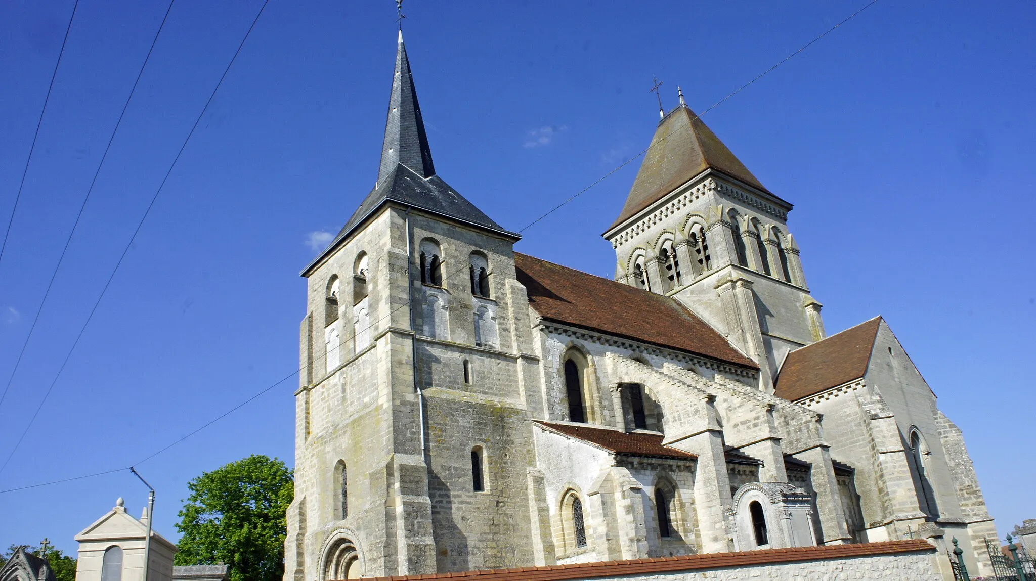 Photo showing: Kirche Saint-Lambert in Lavannes