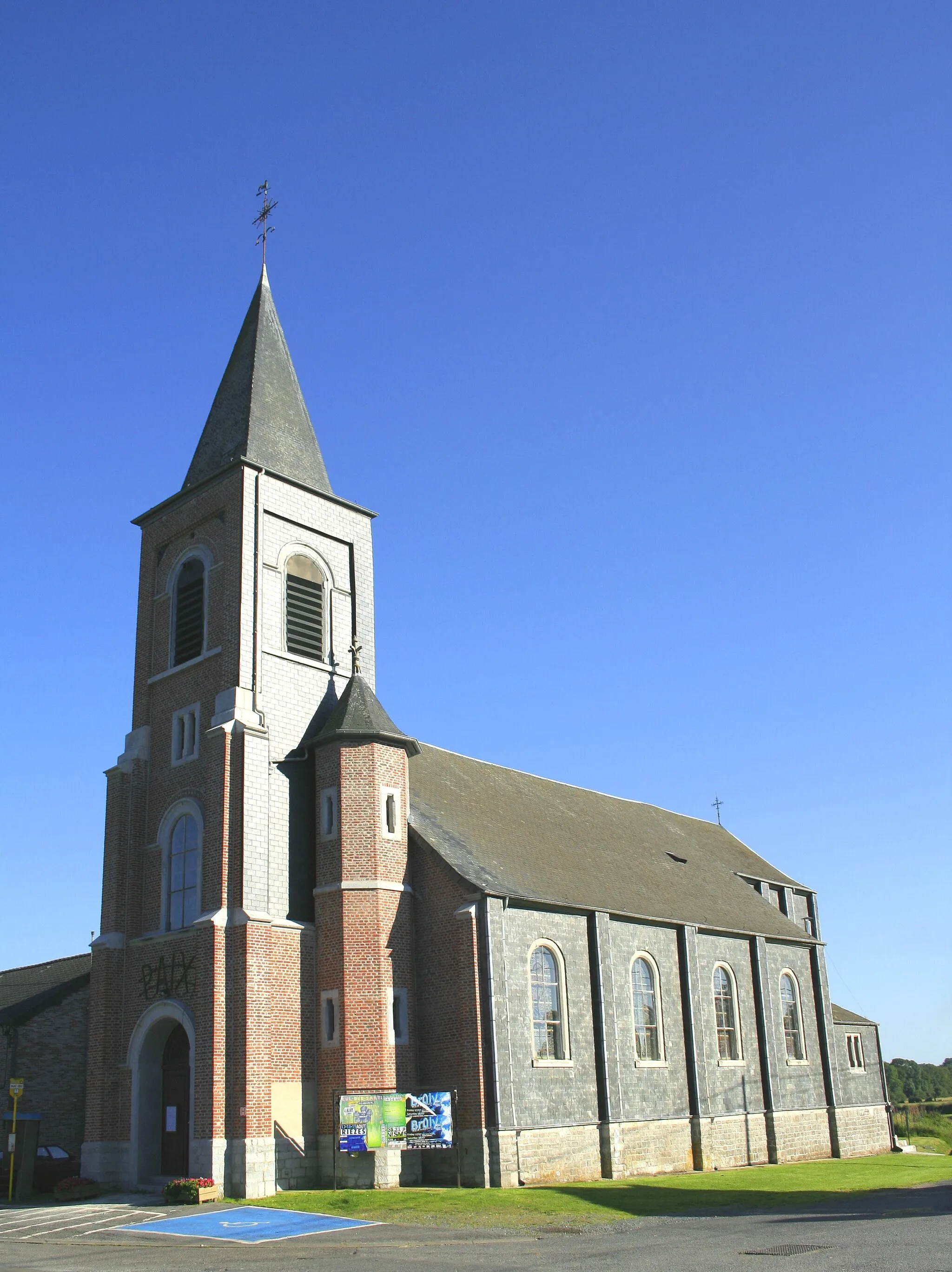 Photo showing: Petite-Chapelle (Belgium), the Our Lady of the Assumption church (1867).