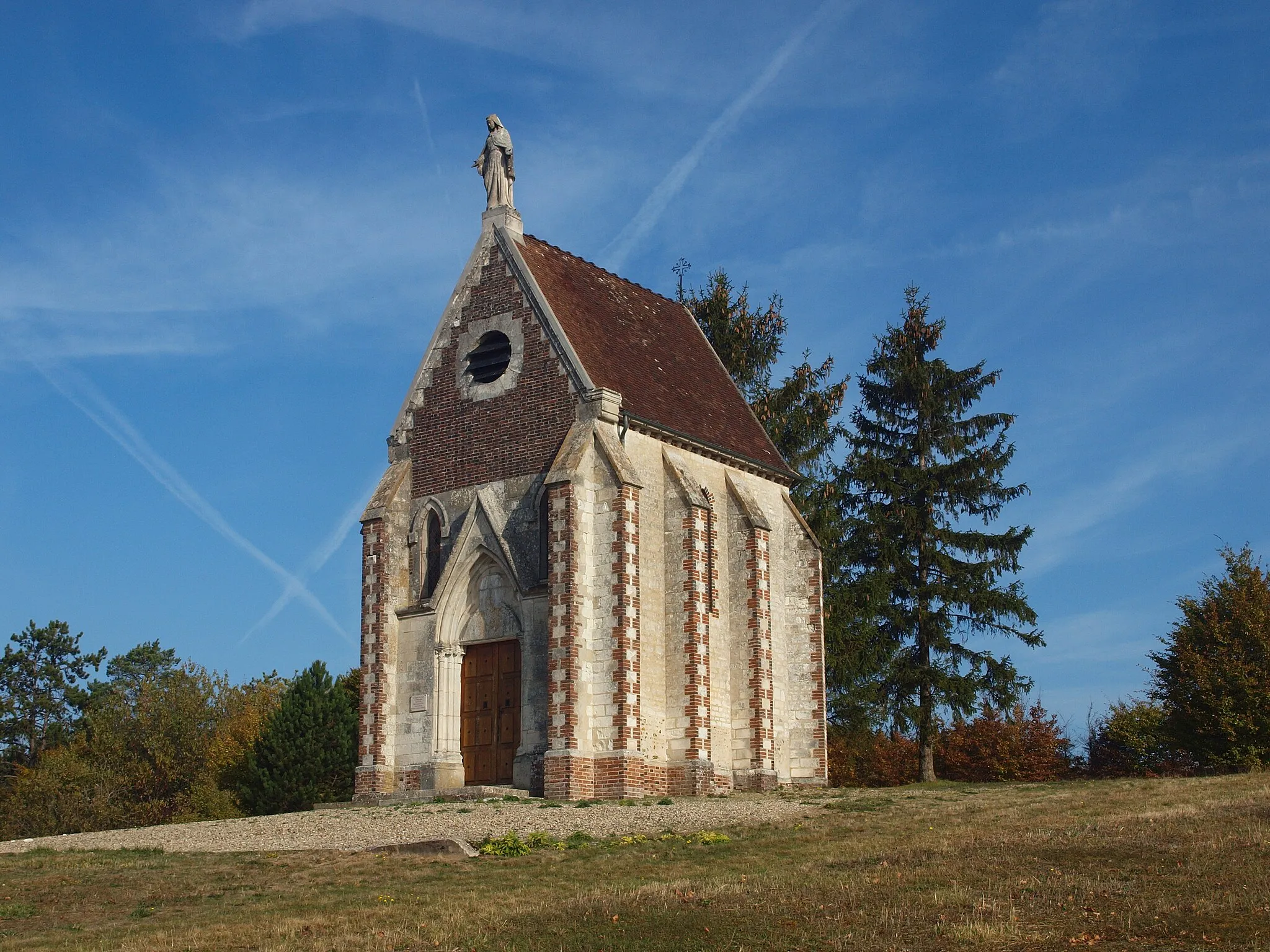 Photo showing: Chapelle du Haut-Bouton à Chailley (Yonne, France)