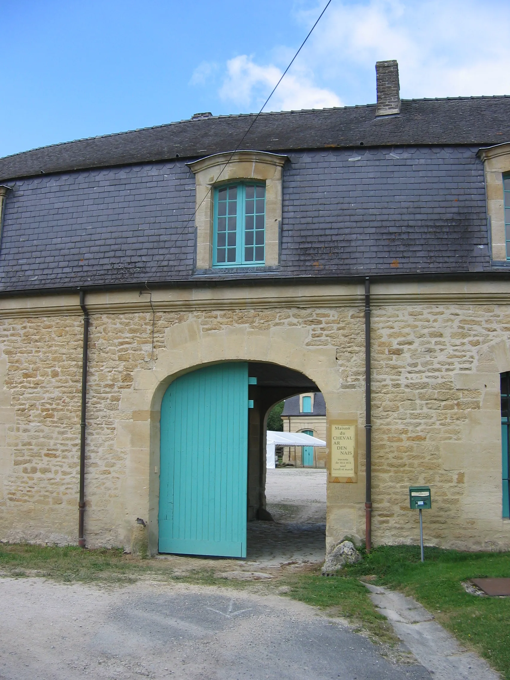 Photo showing: Bouveries de l'ancien château Augeard Buzancy Ardennes France : détail vue de l'exterieur