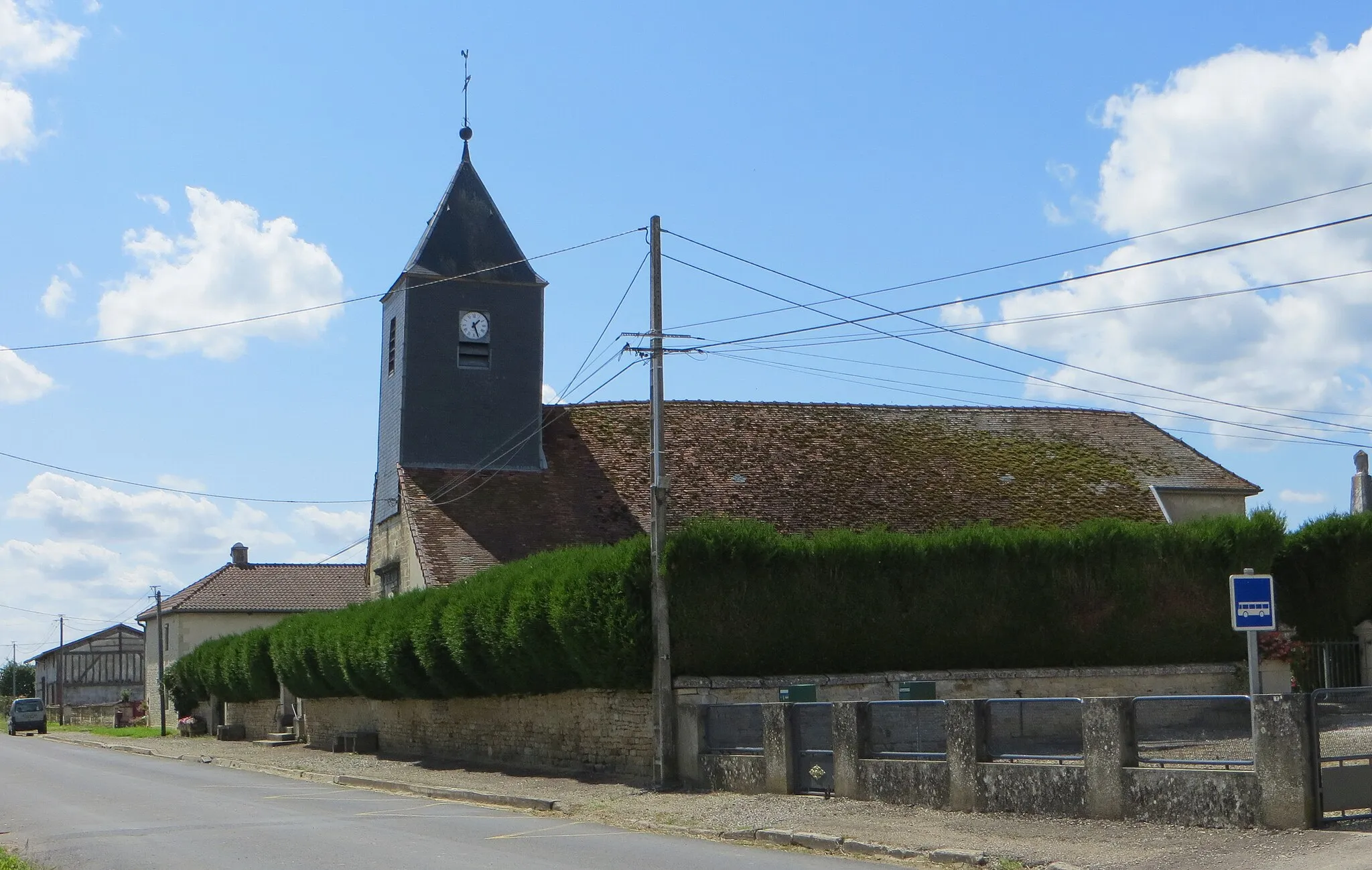 Photo showing: Vue générale de l'église