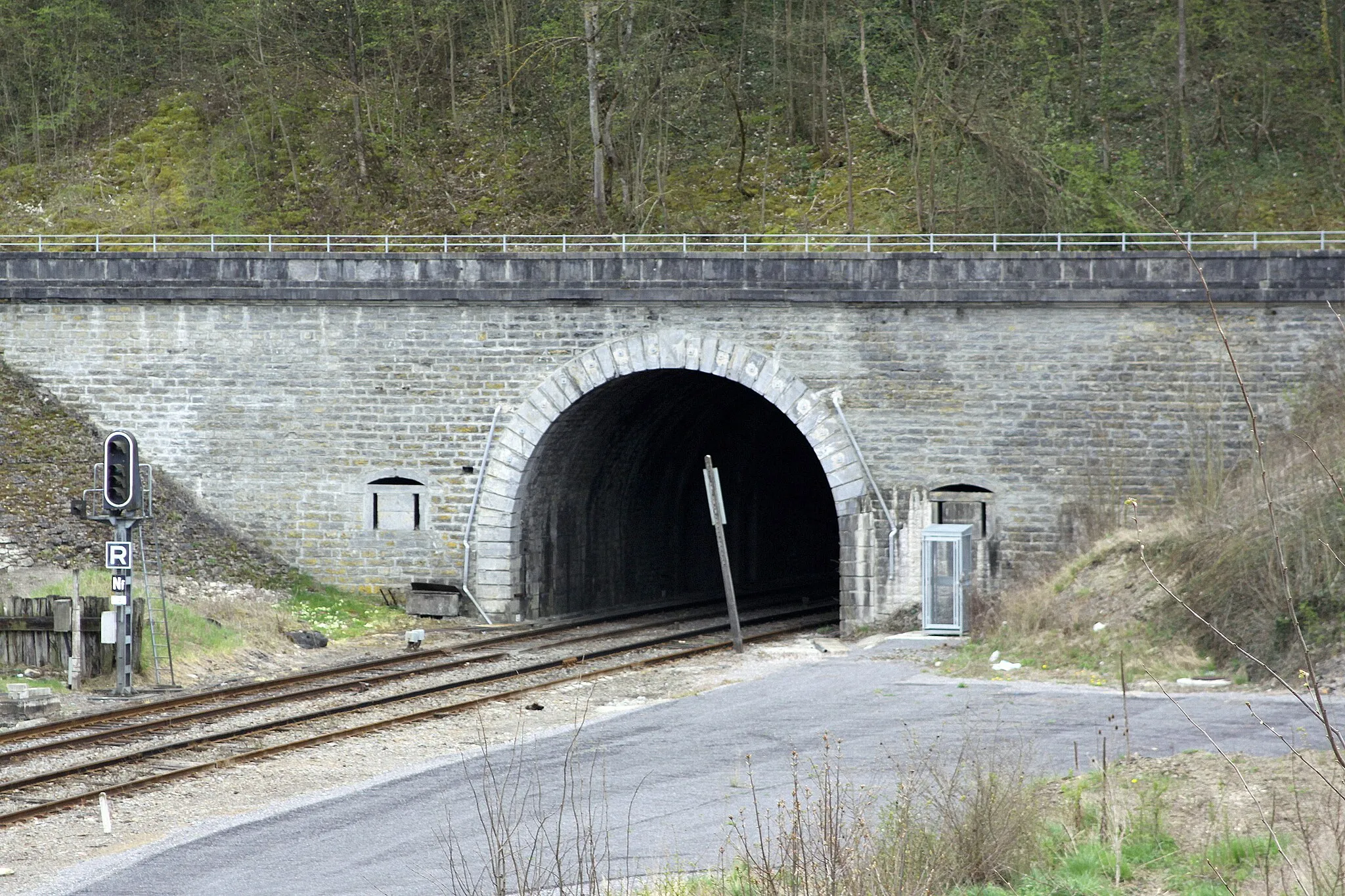 Photo showing: Den Tunnel Charlemont zu Givet