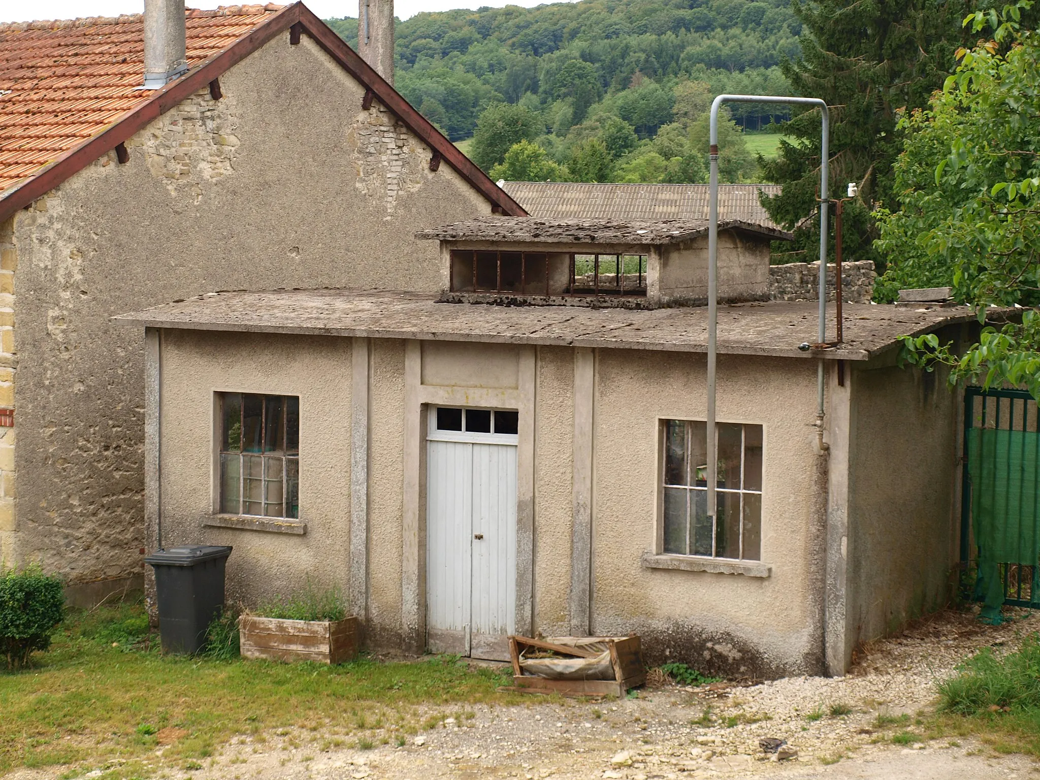 Photo showing: Briquenay (Ardennes, France) ; lavoir
