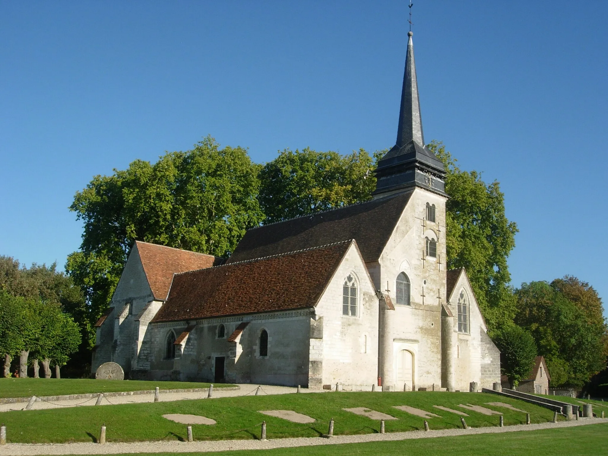 Photo showing: This building is inscrit au titre des monuments historiques de la France. It is indexed in the base Mérimée, a database of architectural heritage maintained by the French Ministry of Culture, under the reference PA00078224 .