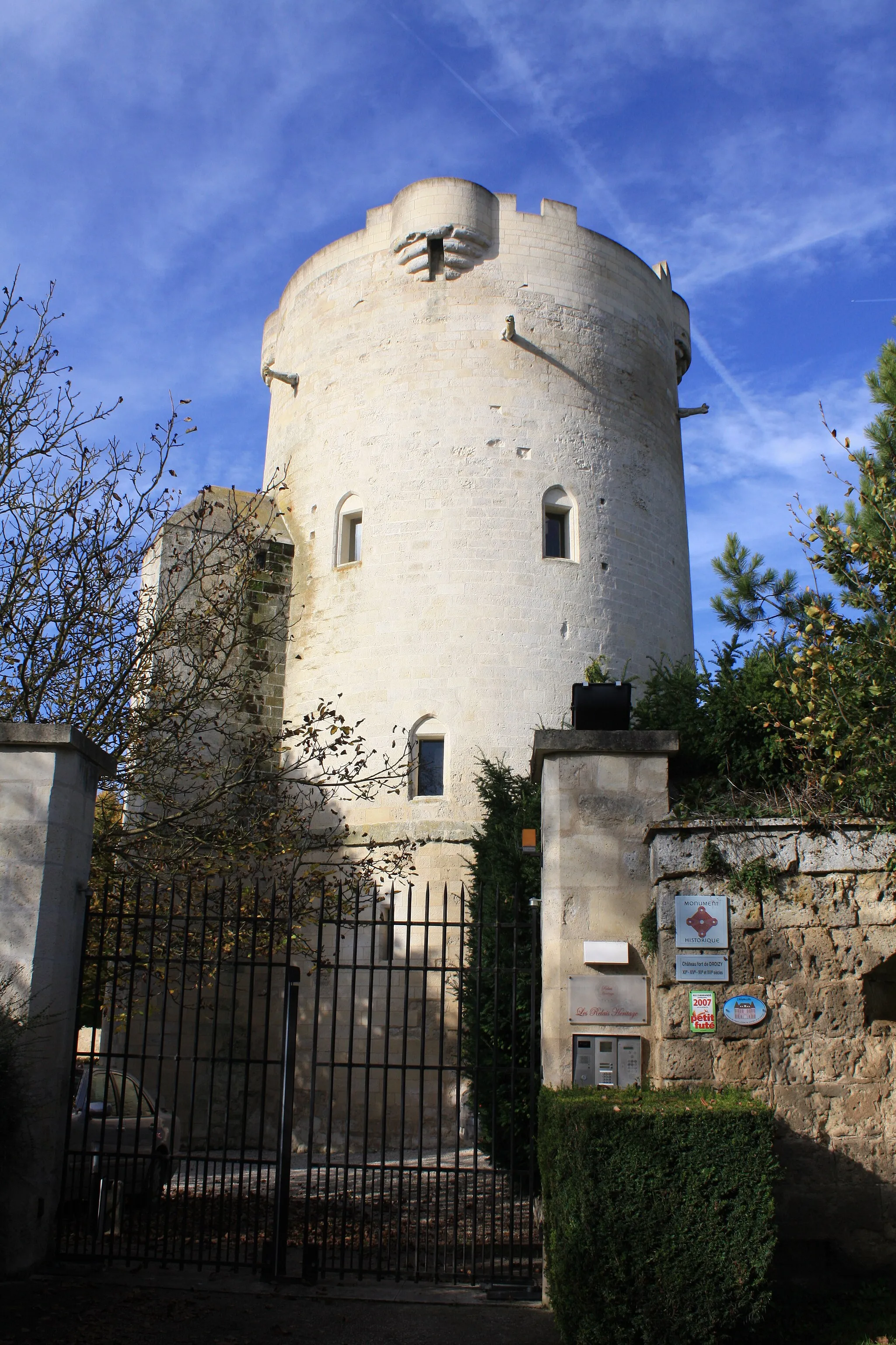 Photo showing: Château de droizy
