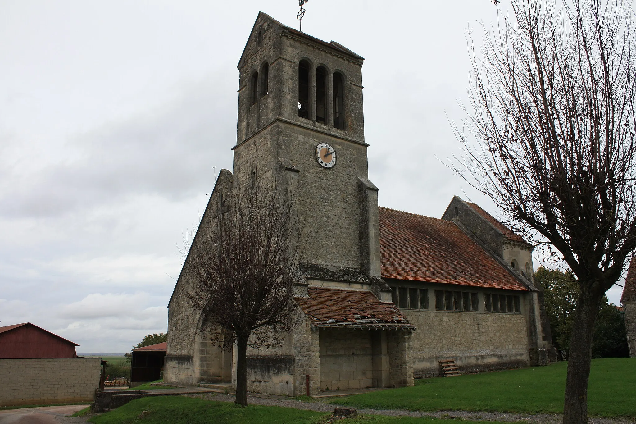 Photo showing: Église Saint-Rémi d'Hautevesnes