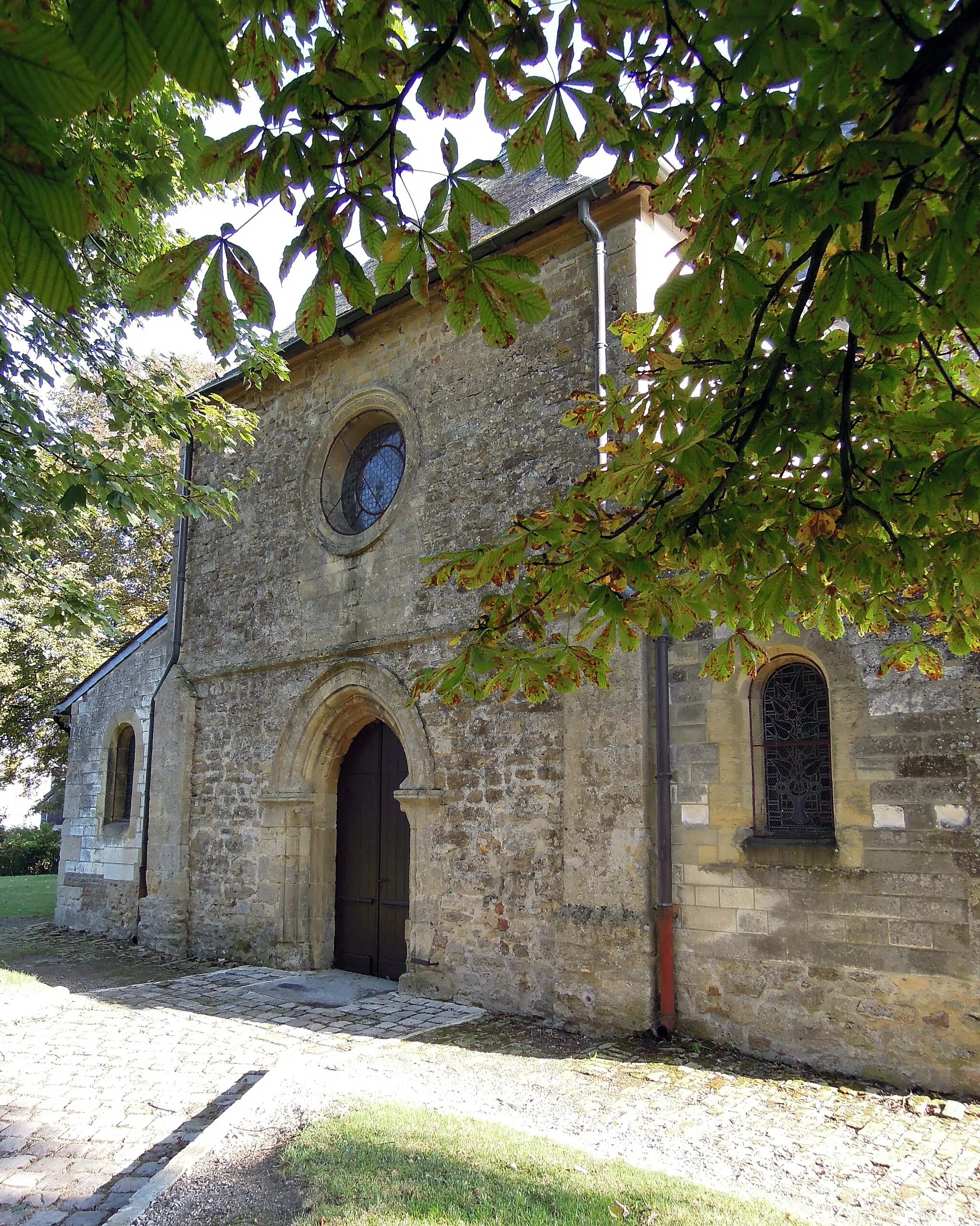 Photo showing: This building is indexed in the base Mérimée, a database of architectural heritage maintained by the French Ministry of Culture, under the reference PA00078459 .